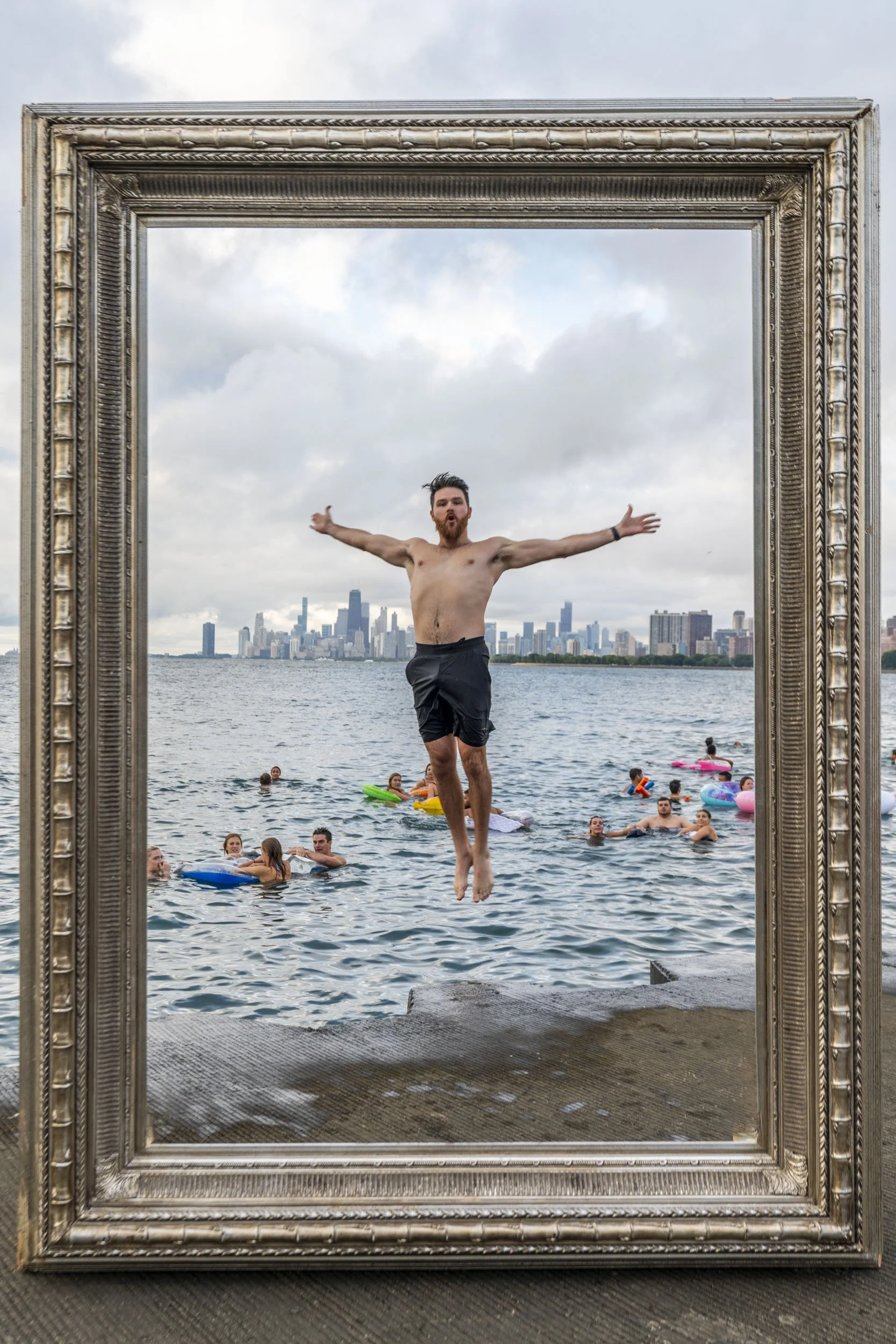 26_FramedinChicago_MontroseHarborSwimSocialForWebsite-7.jpg