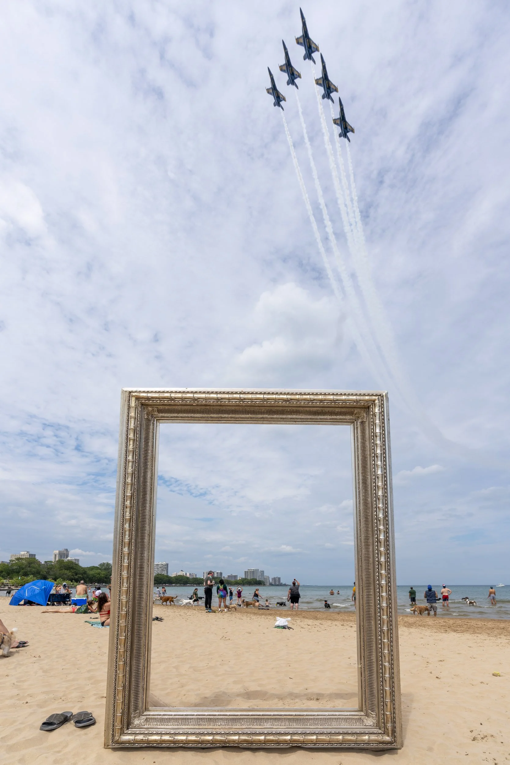 26_FramedinChicago_MontroseDogBeach2ForWebsite-9.jpg