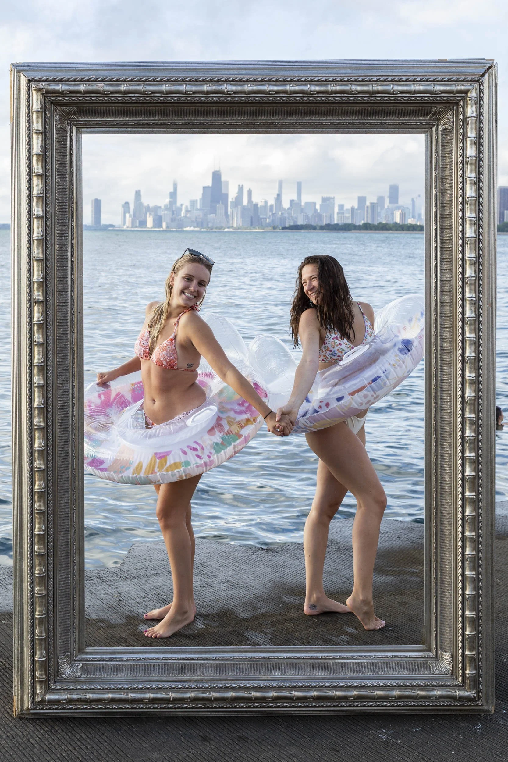 26_FramedinChicago_MontroseHarborSwimSocialForWebsite-25.jpg