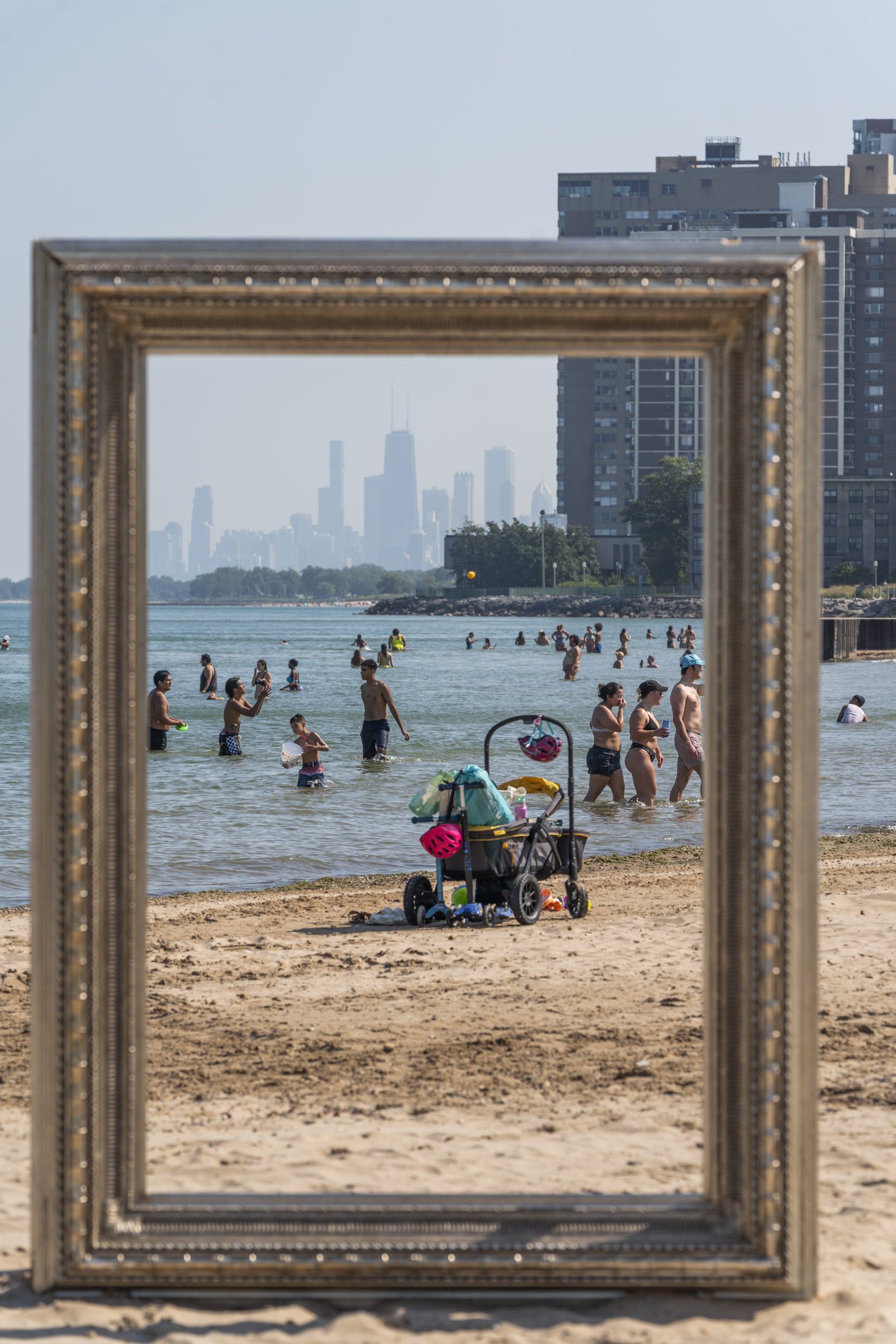 230824_PrattBeach_RogersPark_FramedinChicago__NOV5129.jpg