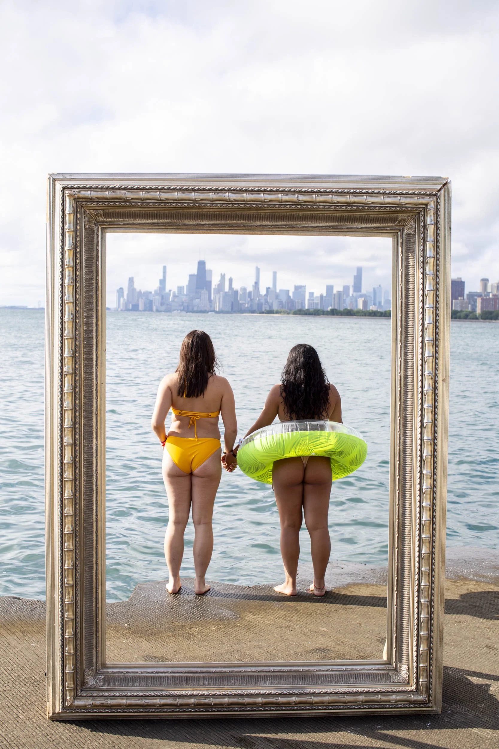 26_FramedinChicago_MontroseHarborSwimSocialForWebsite-38.jpg
