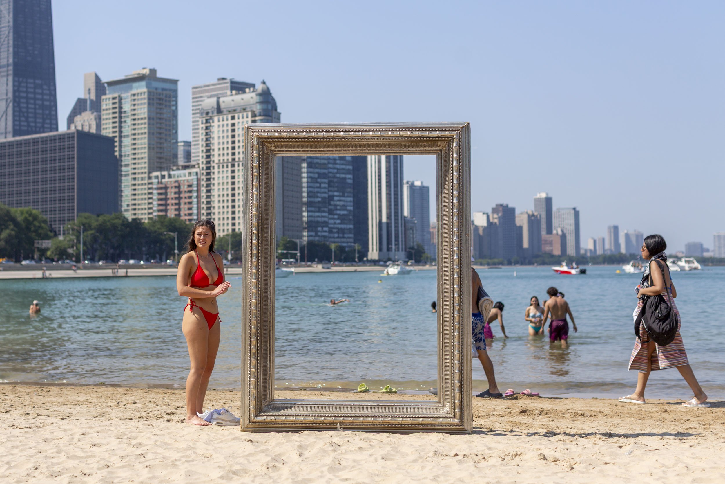 26_FramedinChicago_OhioStreetBeach_ForWebsite-24.jpg
