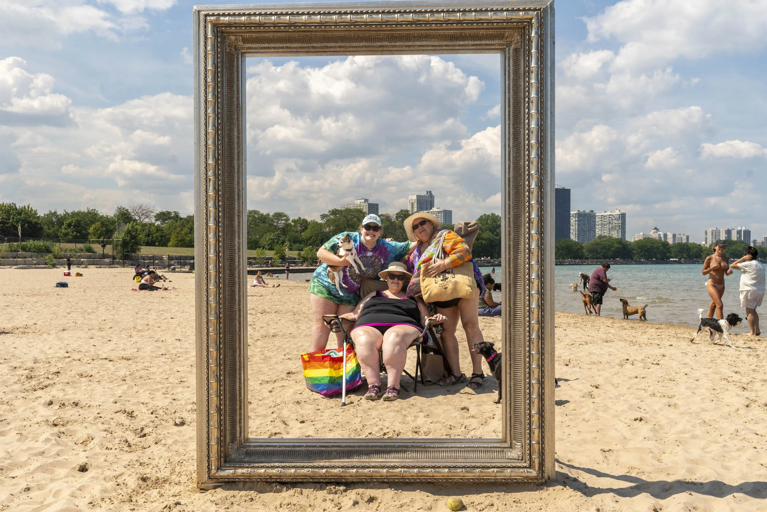 26_FramedinChicago_MontroseDogBeachForWebsite-17.jpg