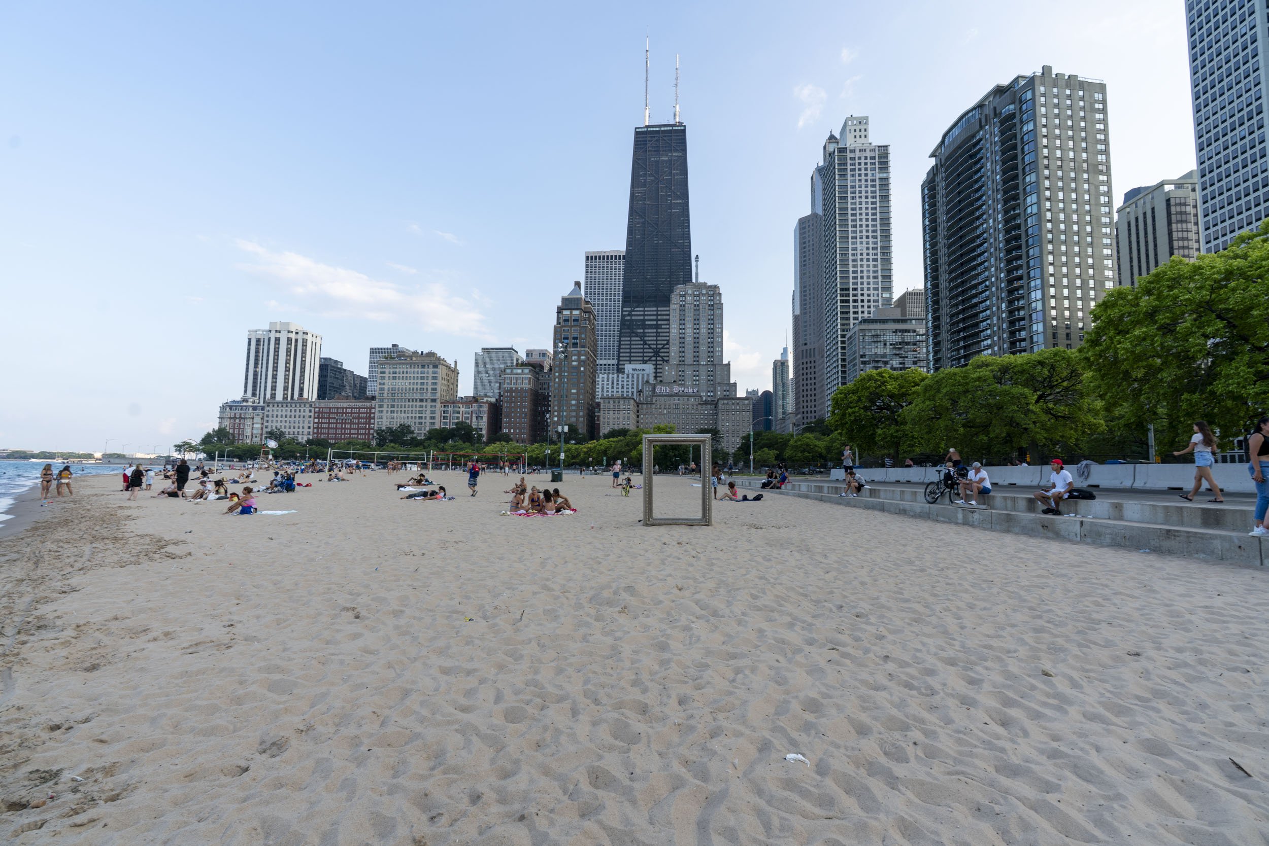 210822_OakStreetBeach_FramedinChicago__NOV8840.jpg