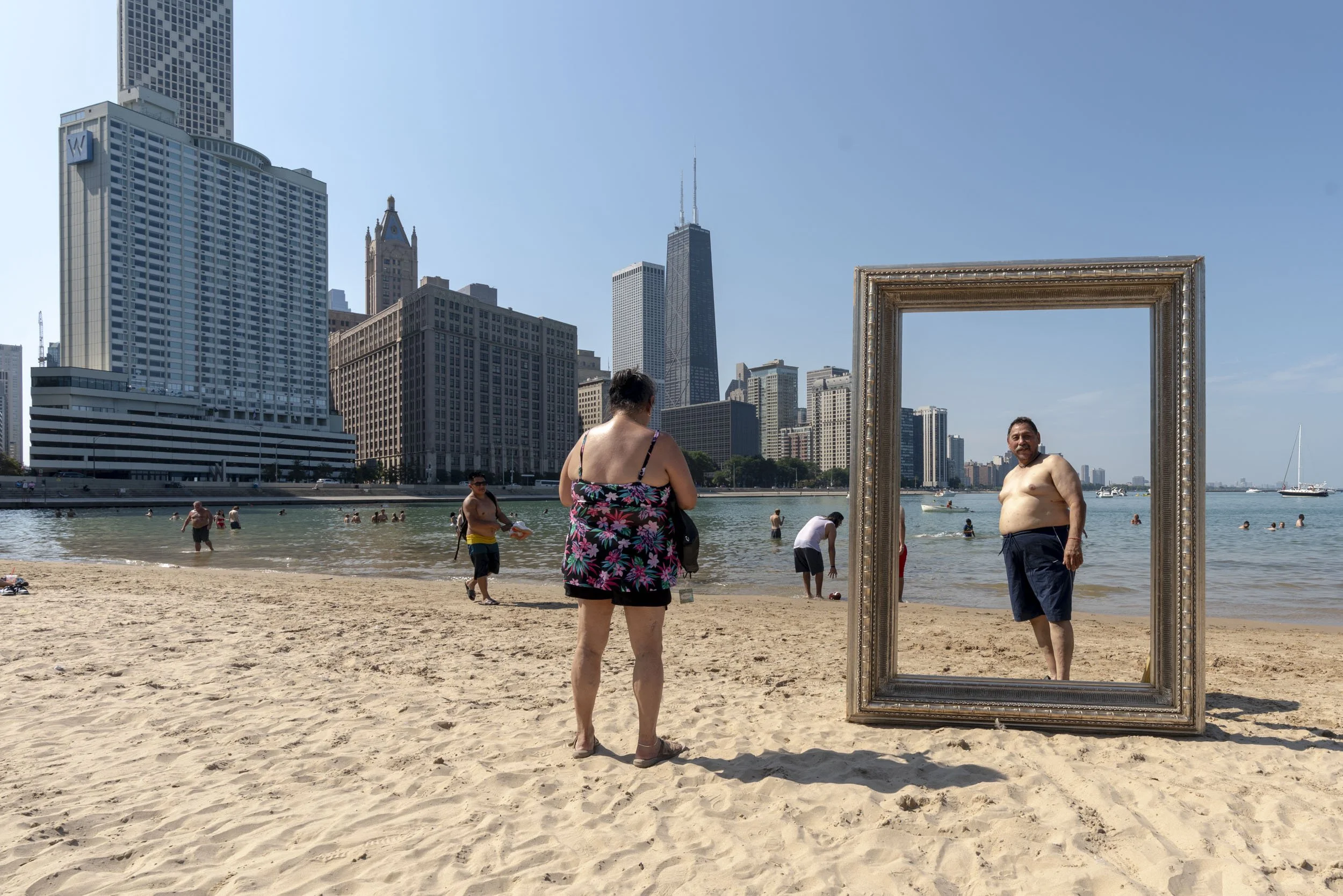 26_FramedinChicago_OhioStreetBeach_ForWebsite-28.jpg