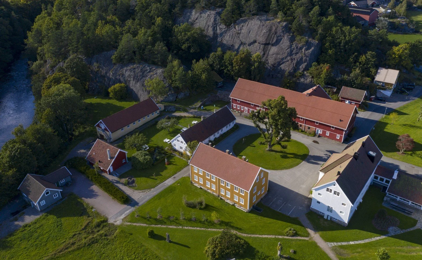 Dronefoto av Sogne gamle prestegard 2020 Foto Tor Erik Schroder