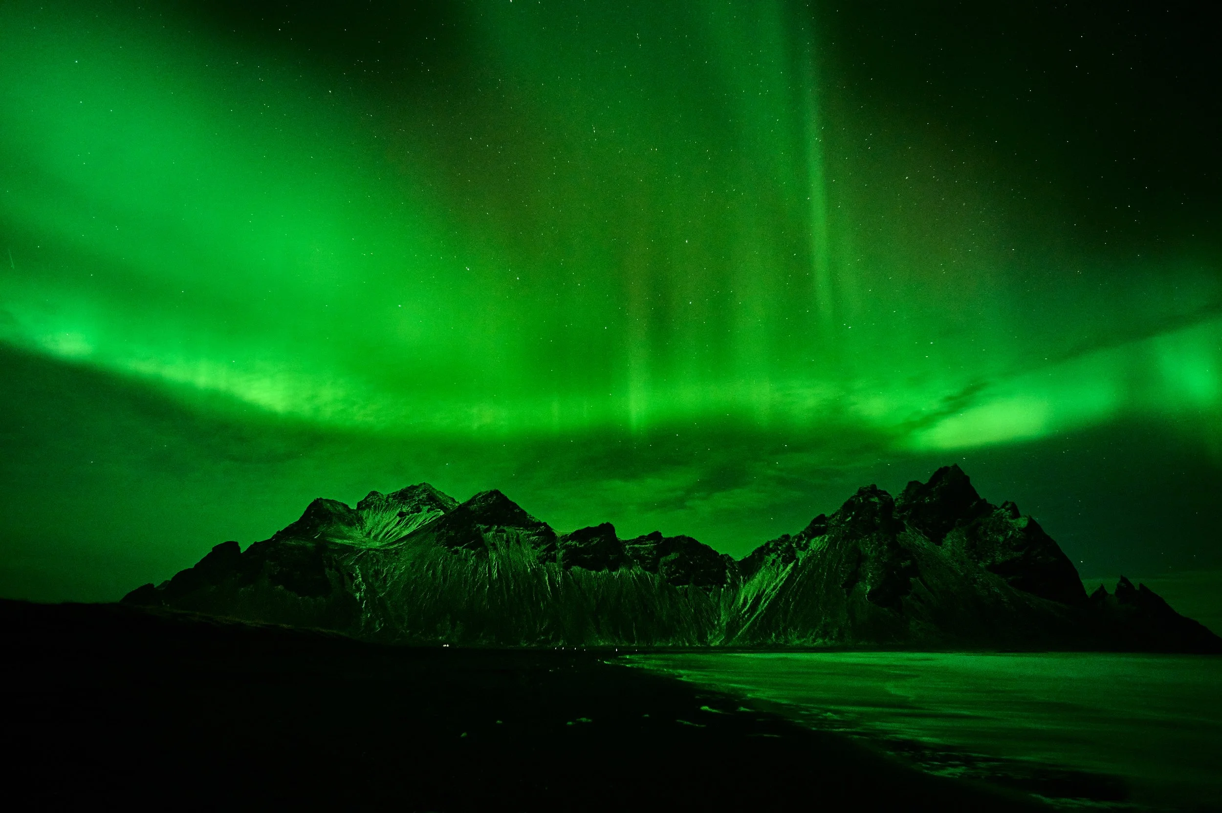 A Vestrahorn Auroras-123 .jpg