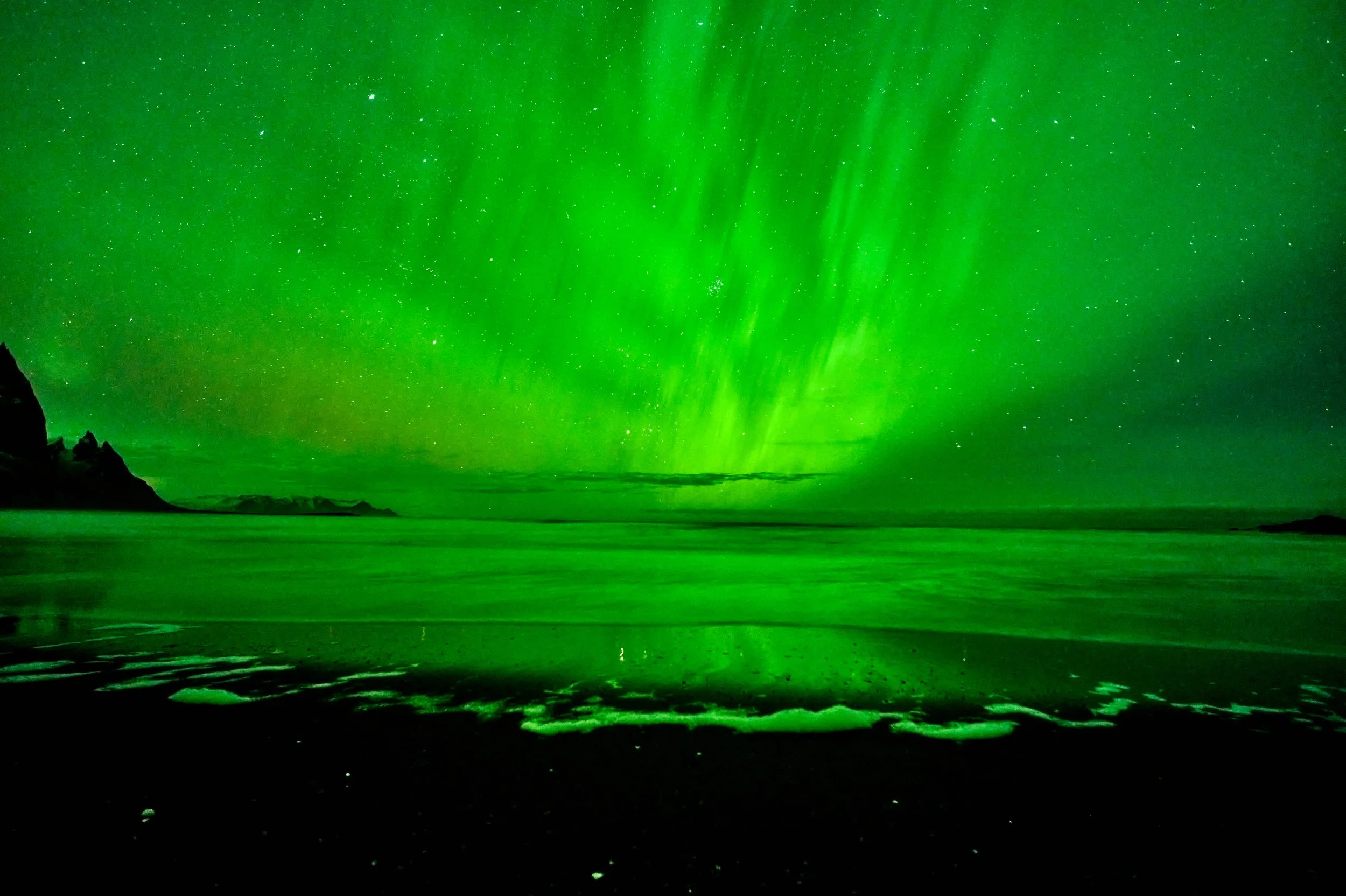 A Vestrahorn Auroras-005 .jpg