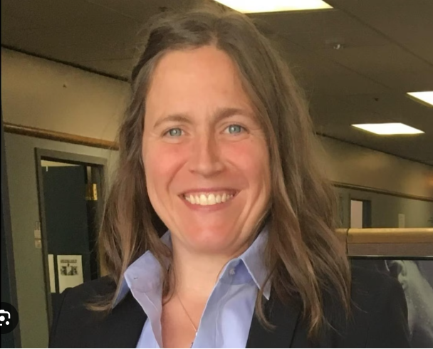 Stephanie Engelsman endorses Laura Rowan for Judge