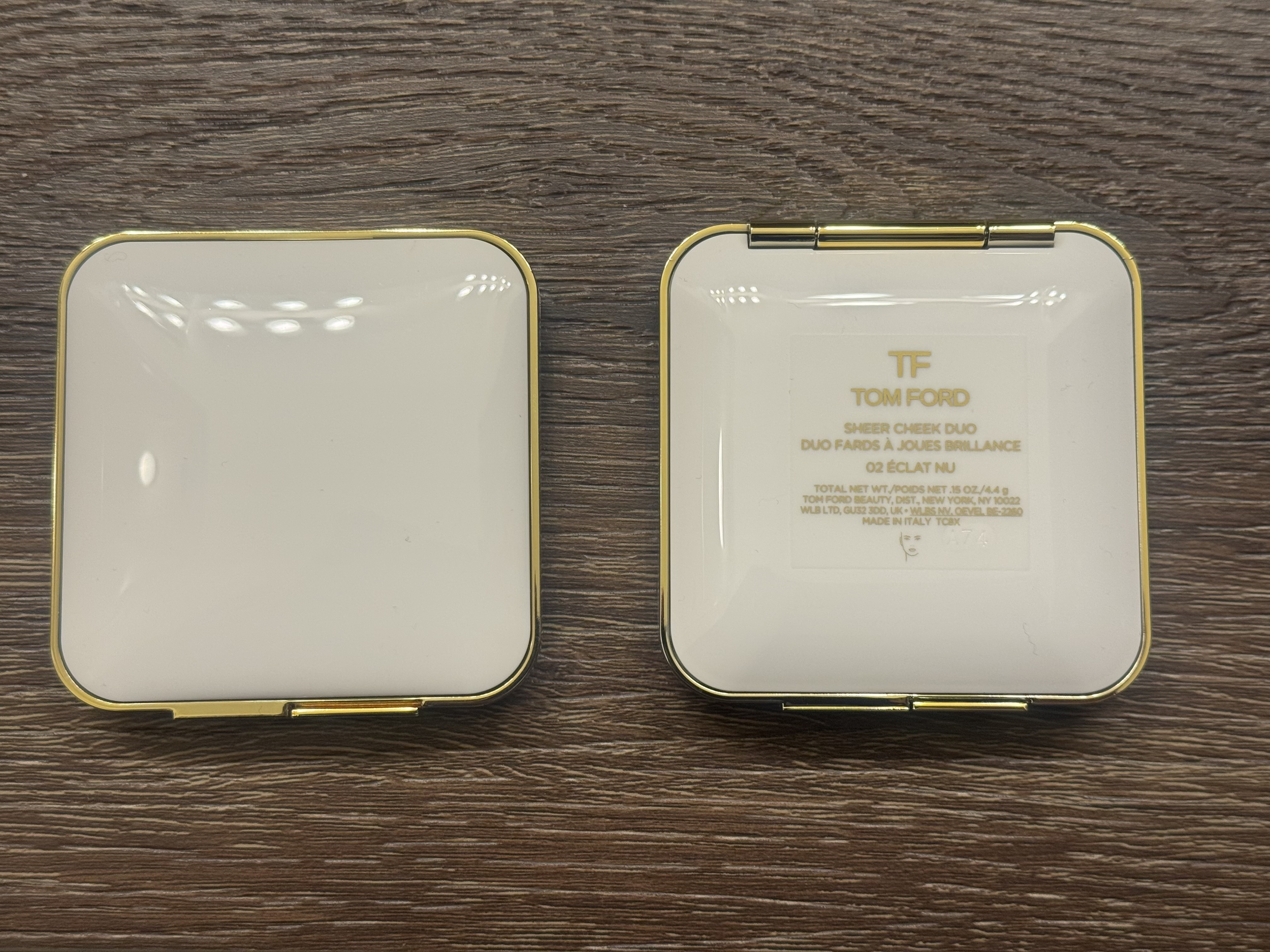 Tom Ford Sheer Cheek Duo compact: front (left) and back (right)