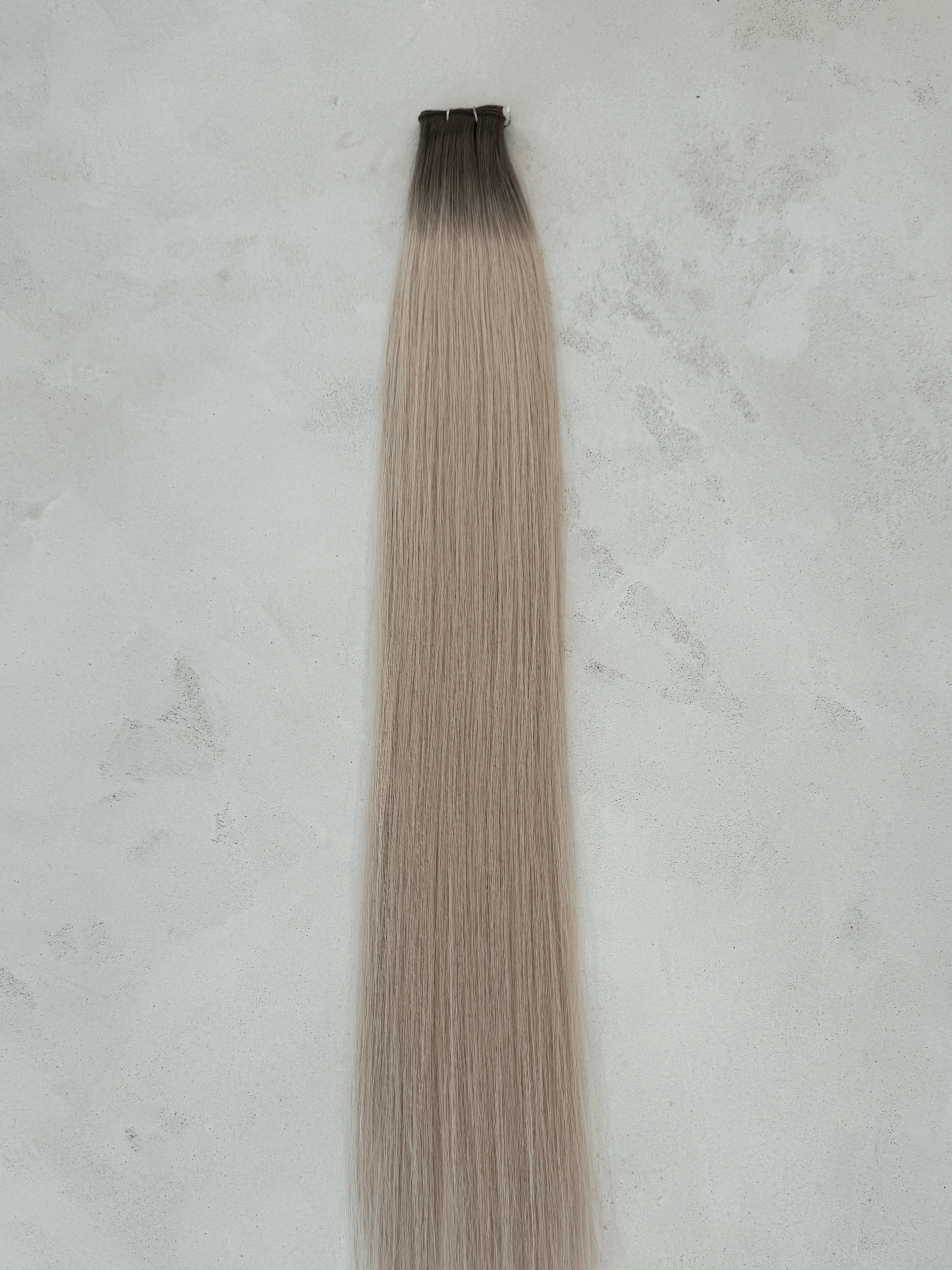 60A ROOT SHADOW ( PER BUNDLE IS 50 GRAMS )  22 inches