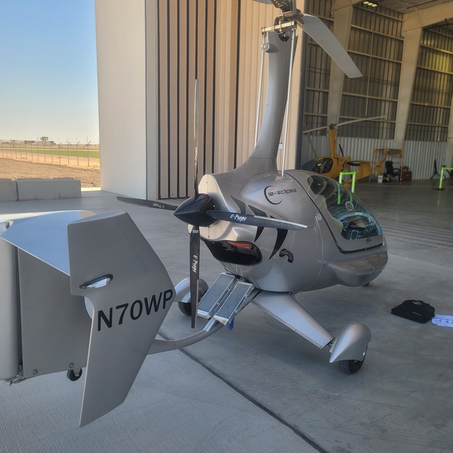Less weight & more performance. That's where E-Props starts to get interesting.
