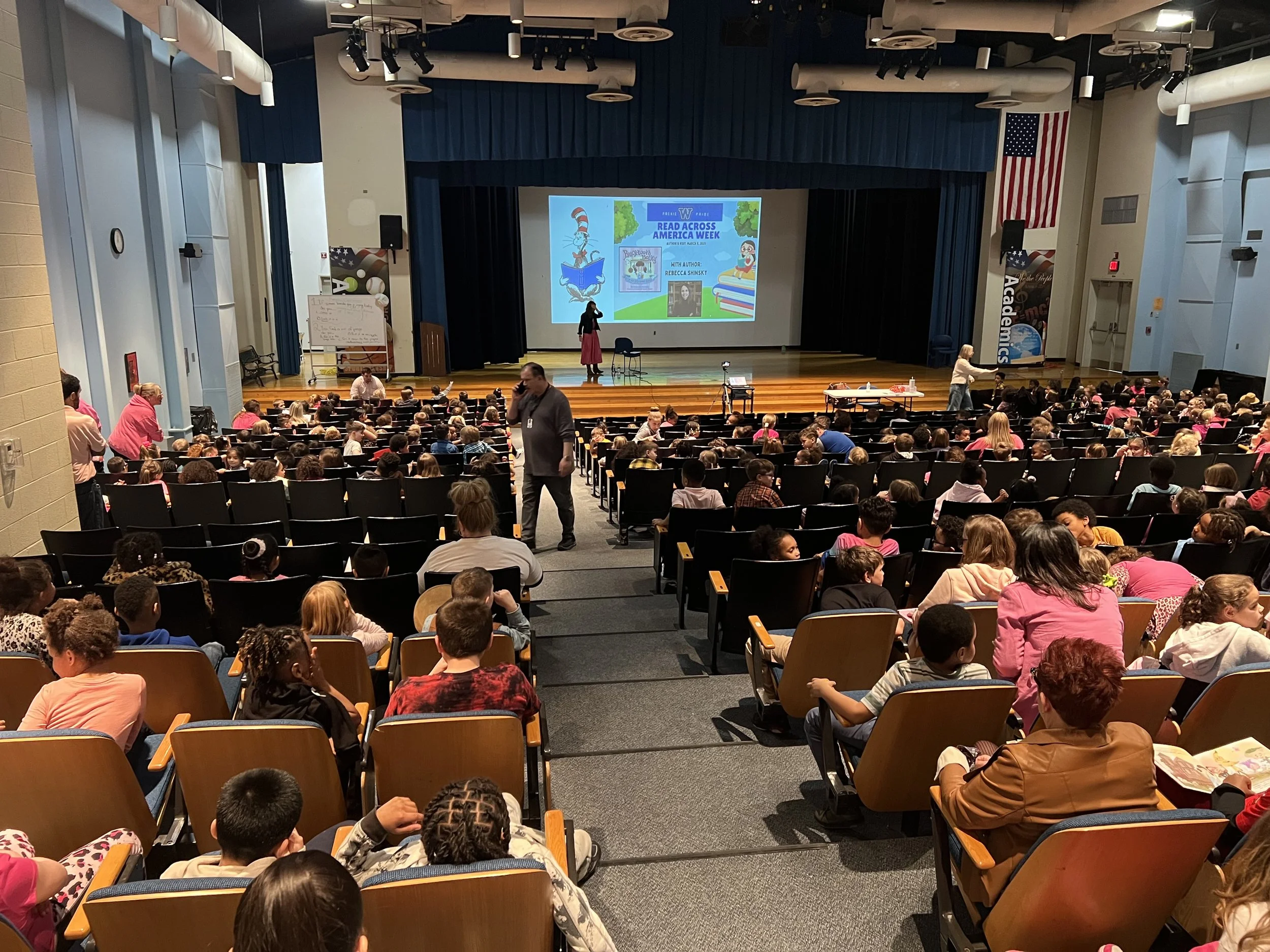 Rebecca speaking to 400 hundred elementary school students at Washington Elementary on self-confidence and self-worth as well as celebrating your own unique gifts.