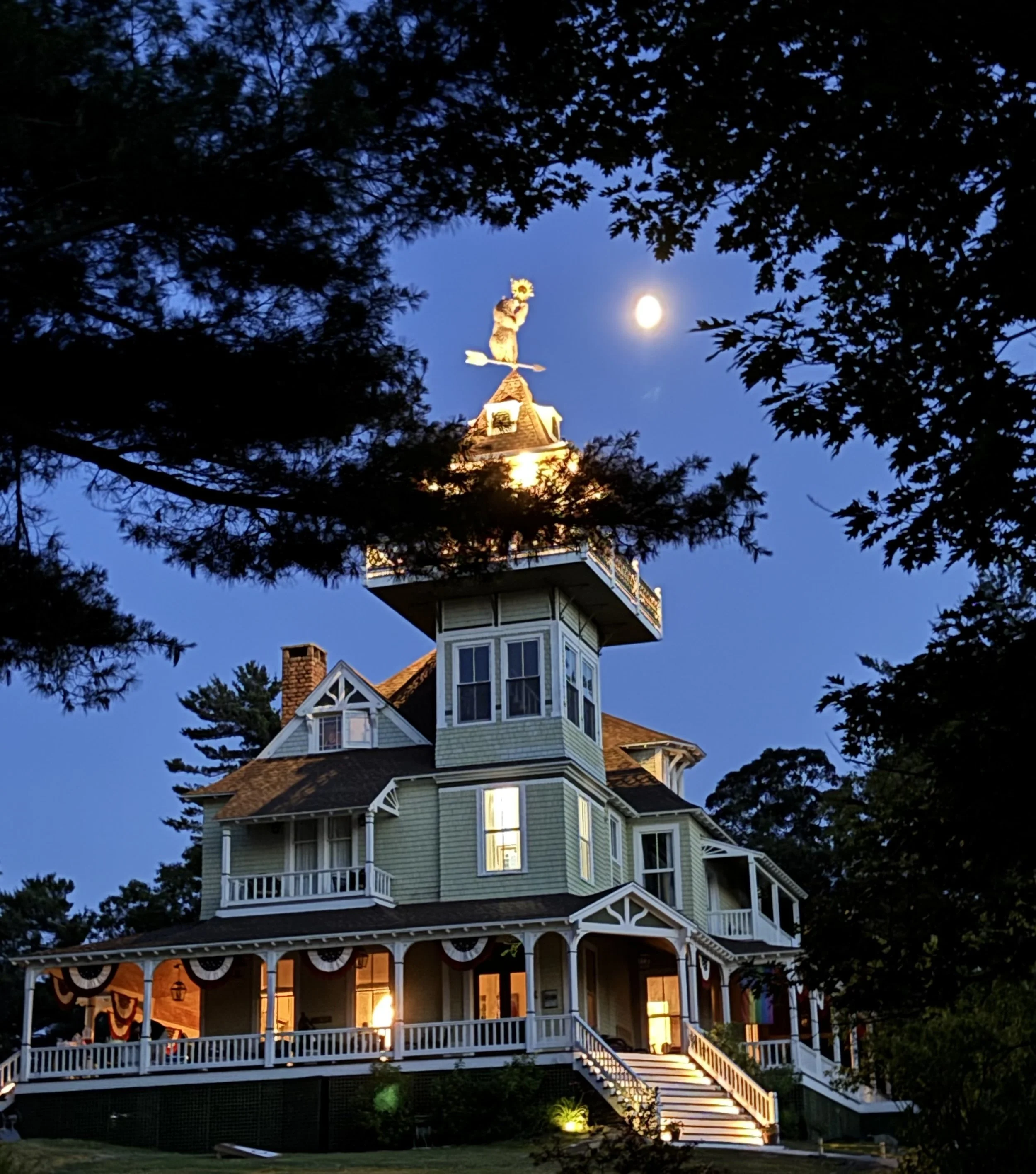 Comfort Island Weddings is the perfect romantic venue in the 1000 Islands