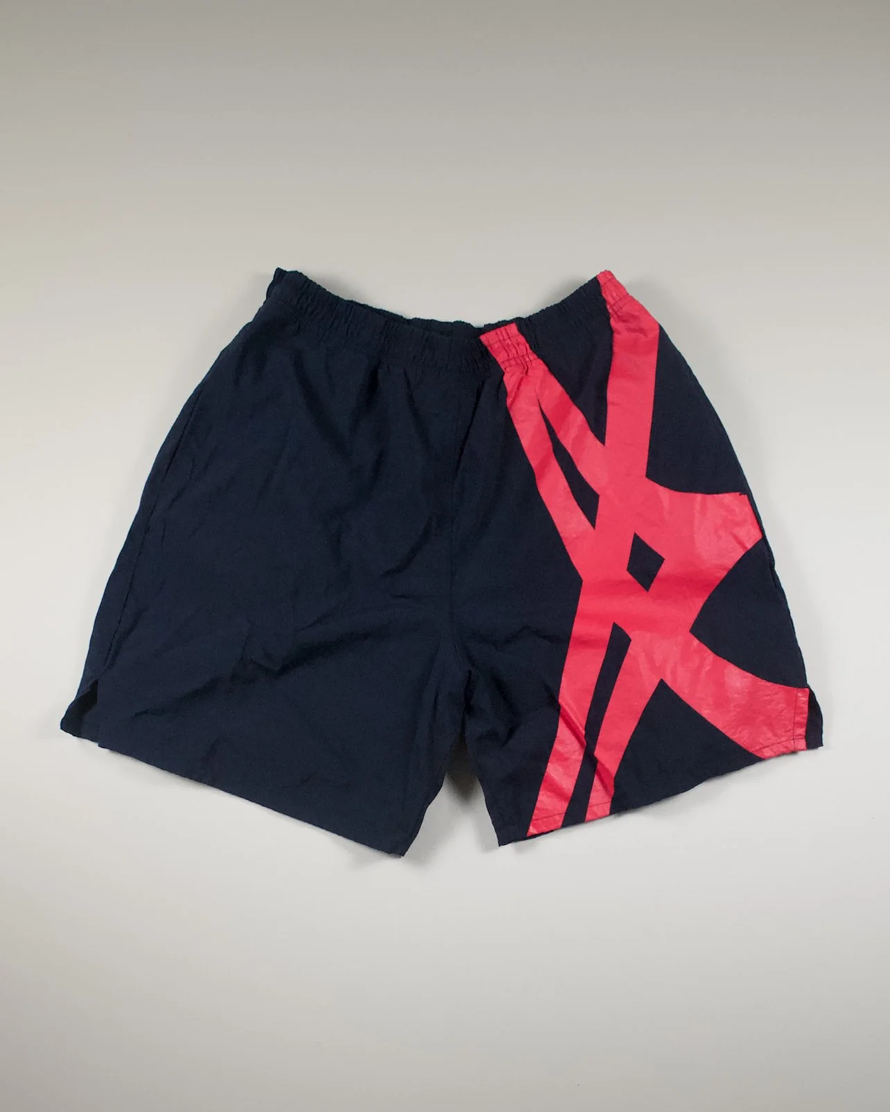 Asics® Big Logo Mark Short | SZ L