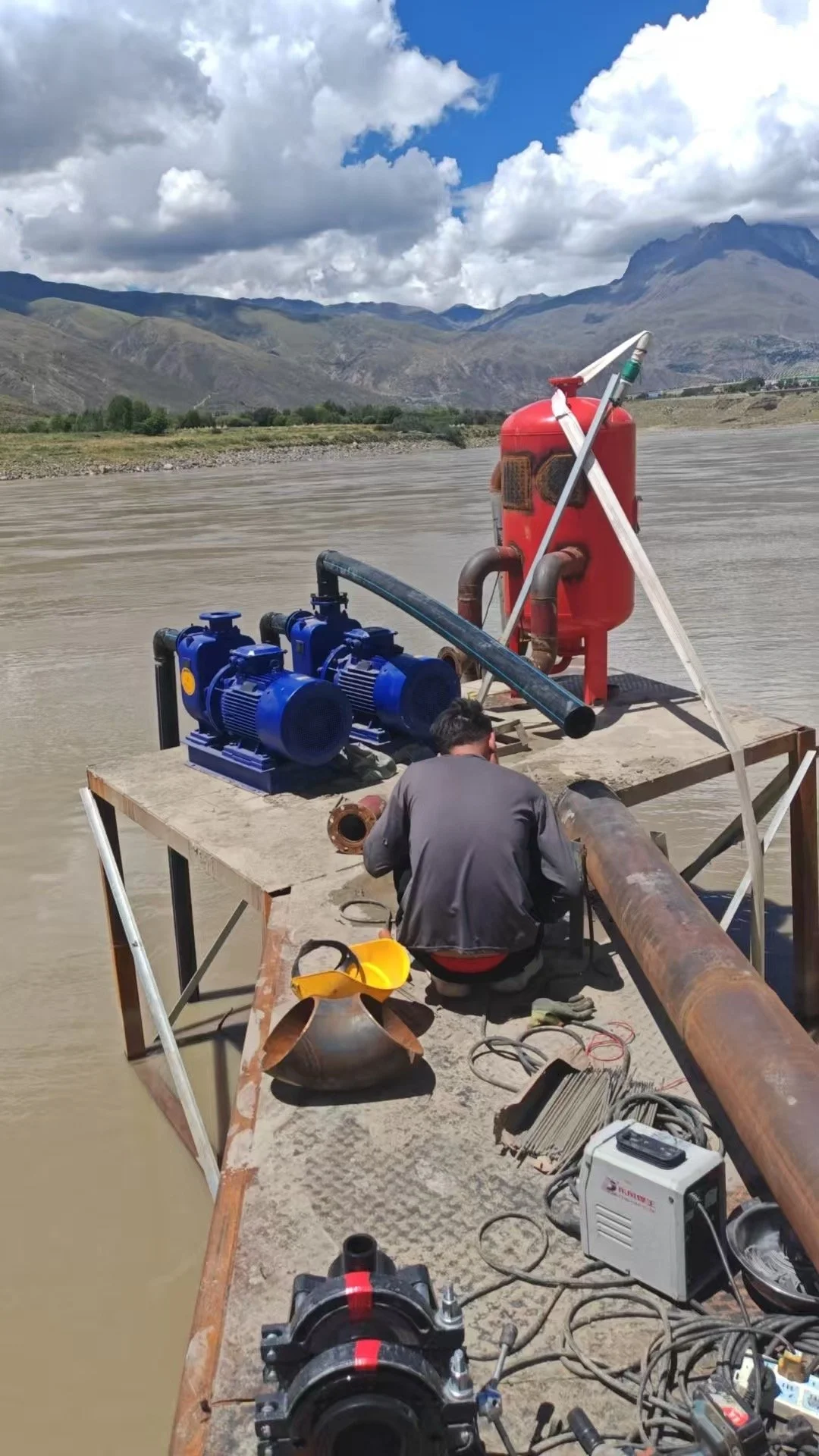 River intake irrigation system
