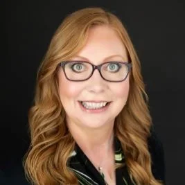 Holly Robbins