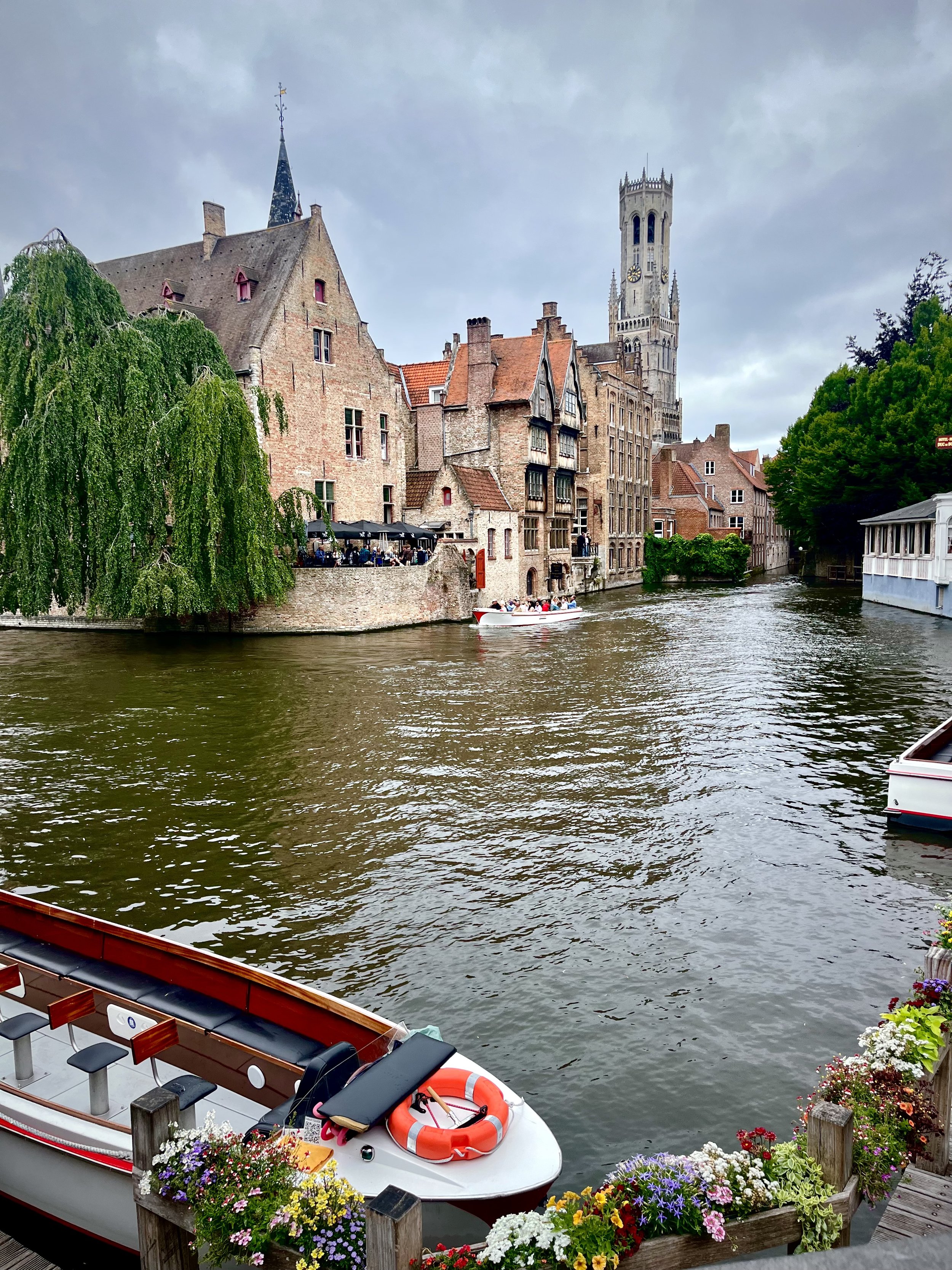 bruges-canal-belfry-rozenhoedkaai.jpeg