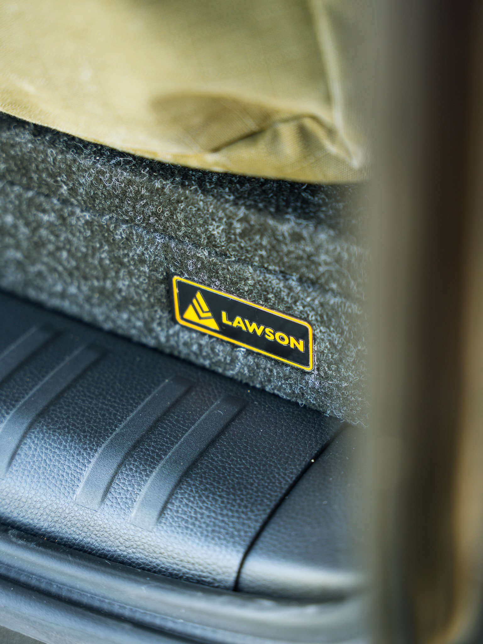 Toyota Prado 250 false floor.jpg