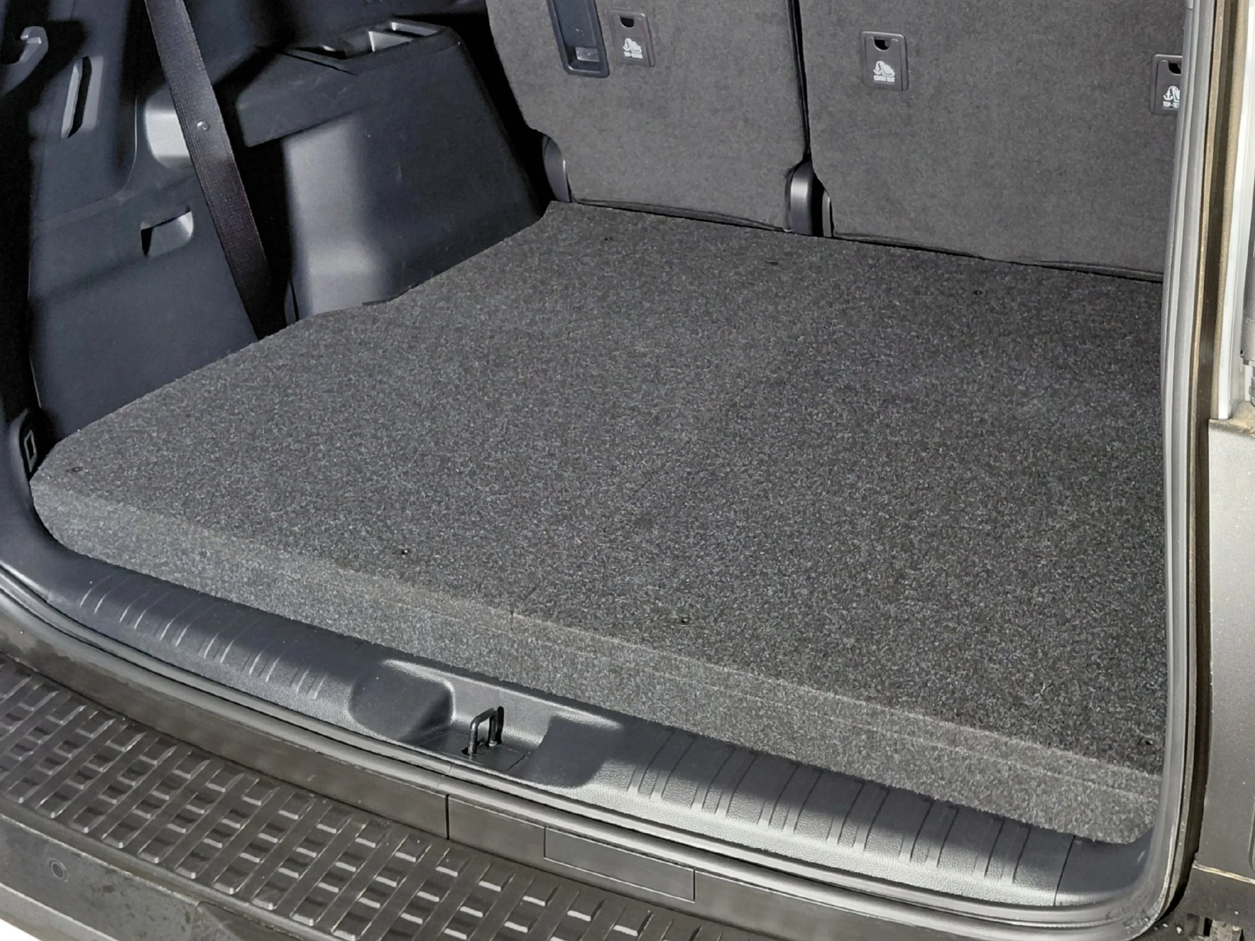 Prado 250 classic false floor system.jpg