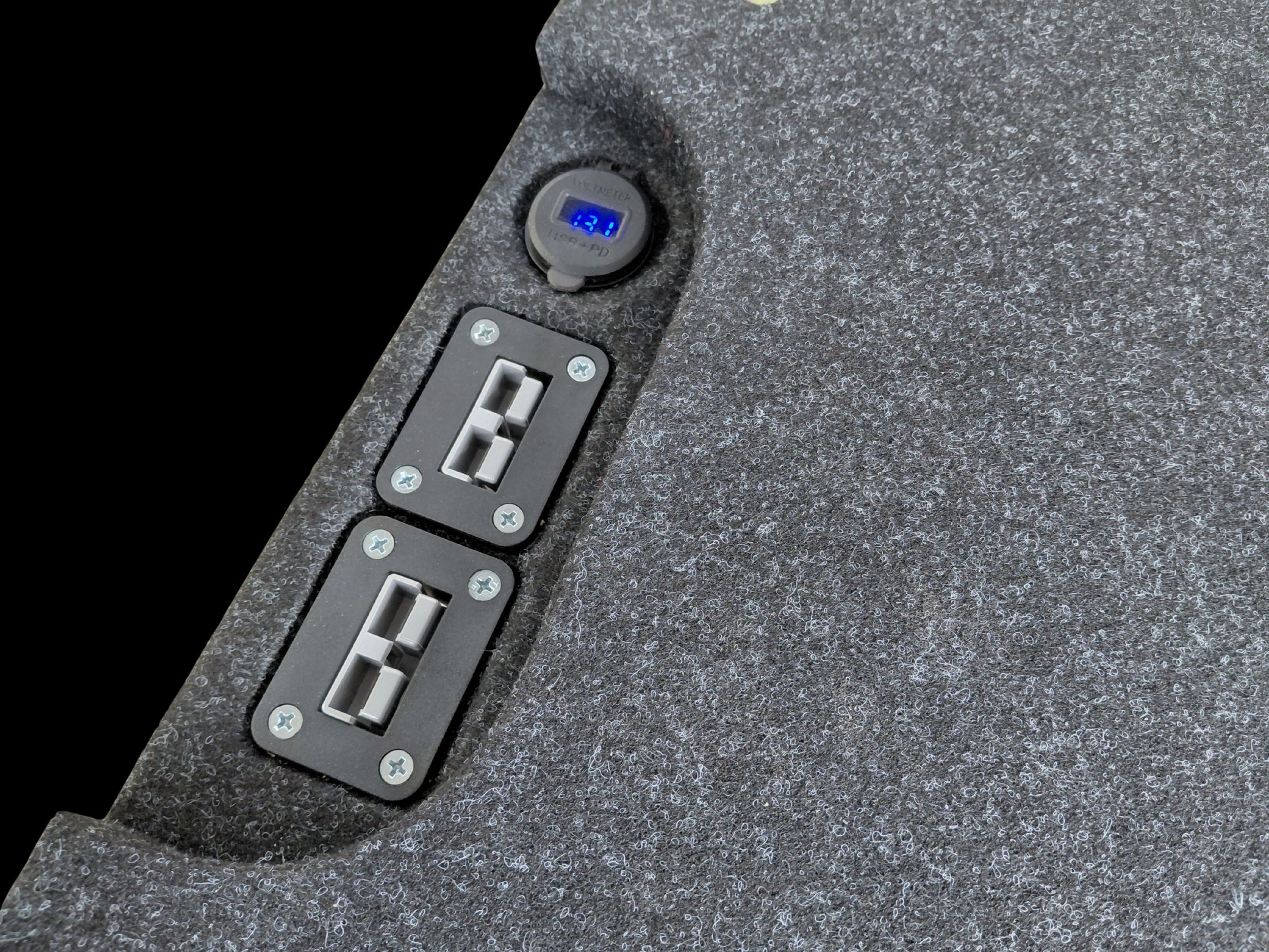 Ford Everest  PowerDeck floor showing Anderson outlets and solar input (Copy) (Copy) (Copy)