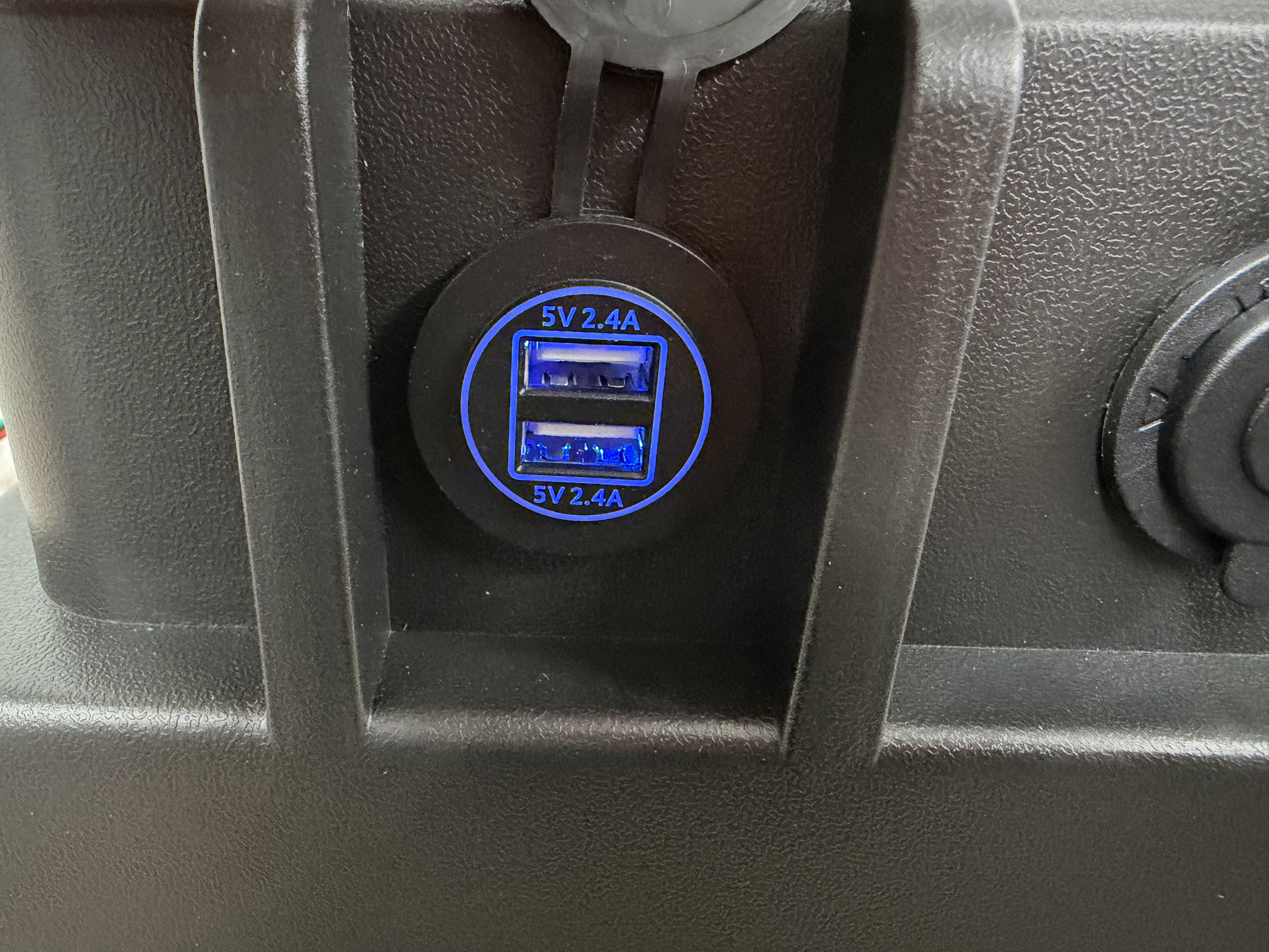 Redarc Core 100 ah Lithium battery system with 5 year warranty (1).png