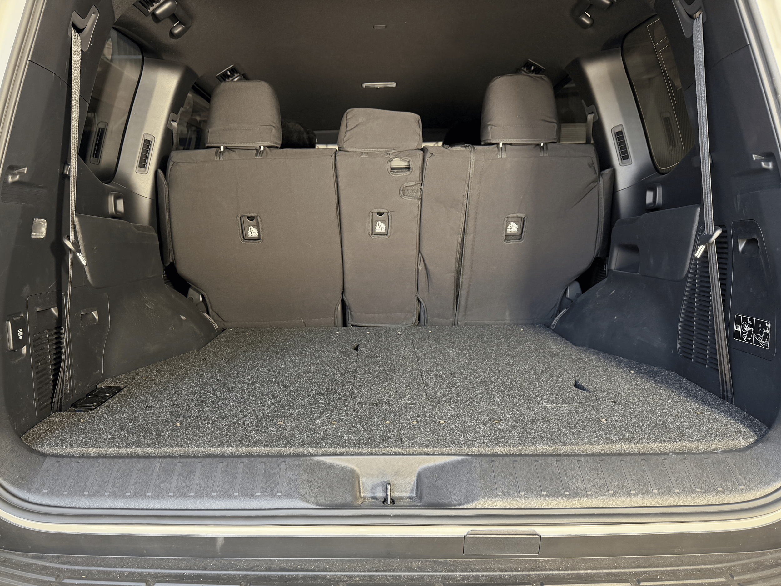 Landcruiser 300 series Power Deck Dual battery False floor.png