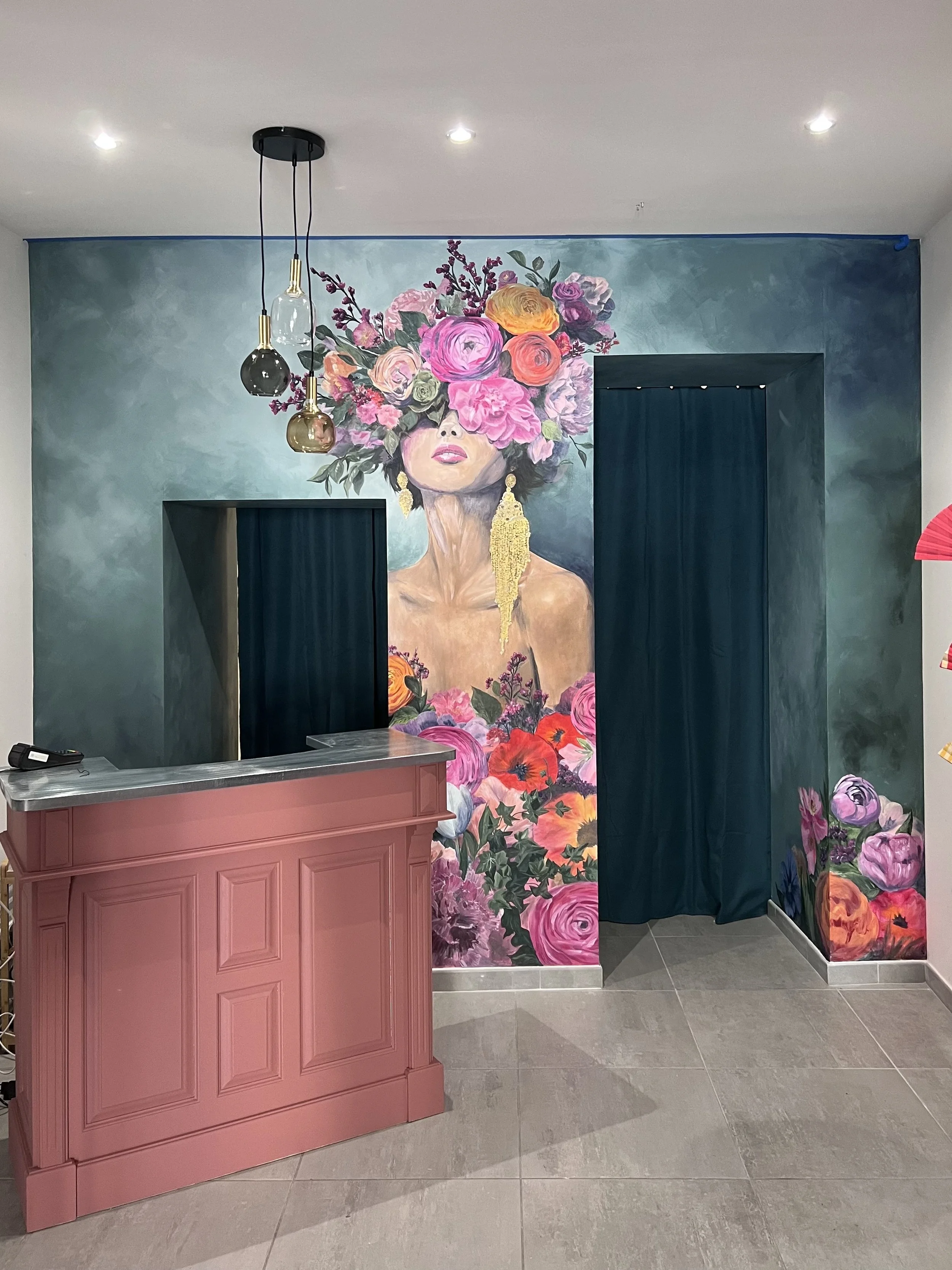 Cliquez ici pour découvrir : Sous les fleurs