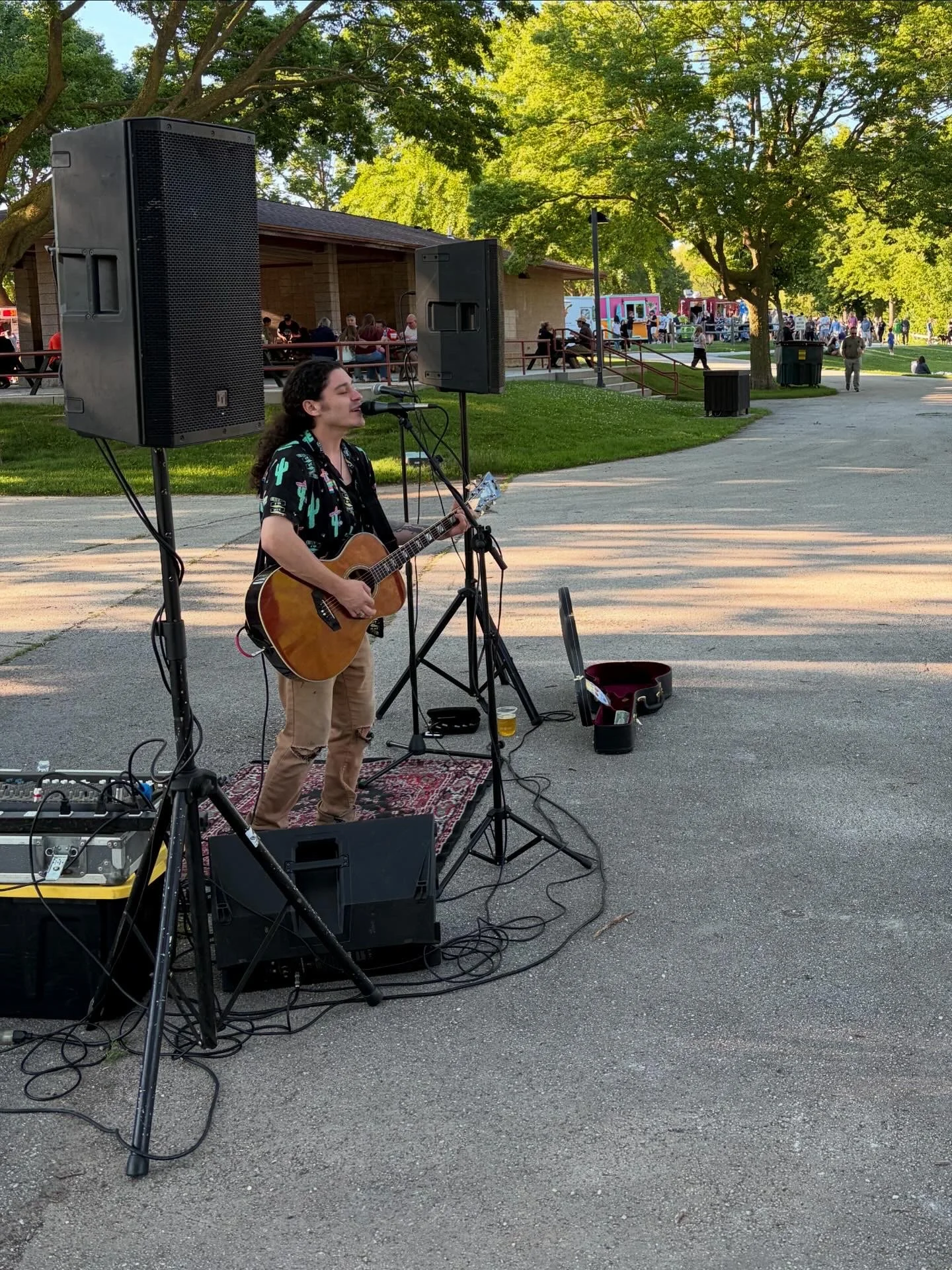 Live Music - Alex Simmons