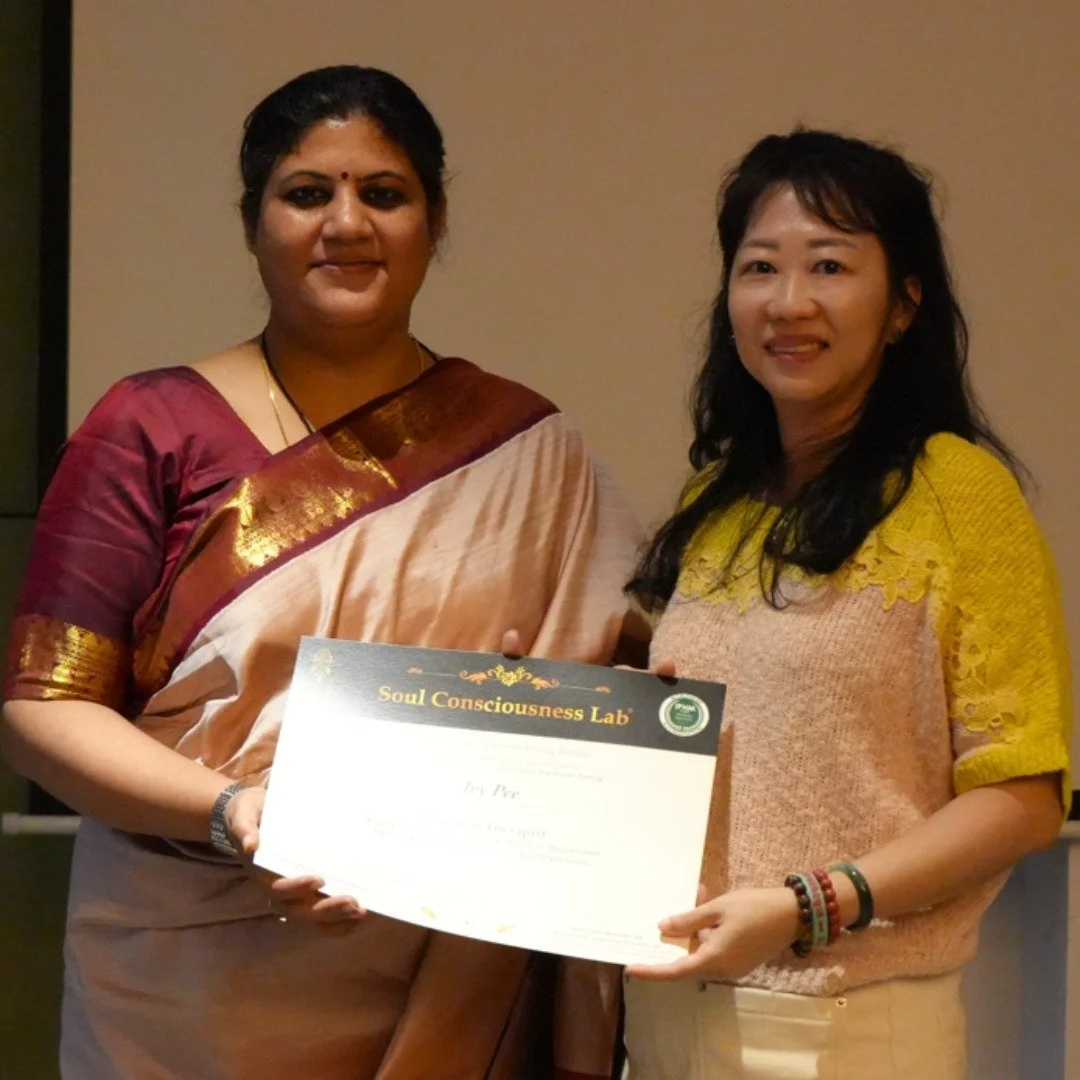 Student receive PLR certification from Dr Rashhi Sharma