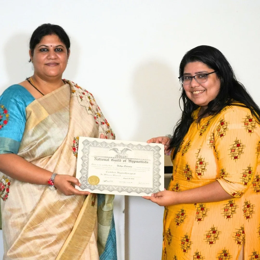 Student receive PLR certification from Dr Rashhi Sharma