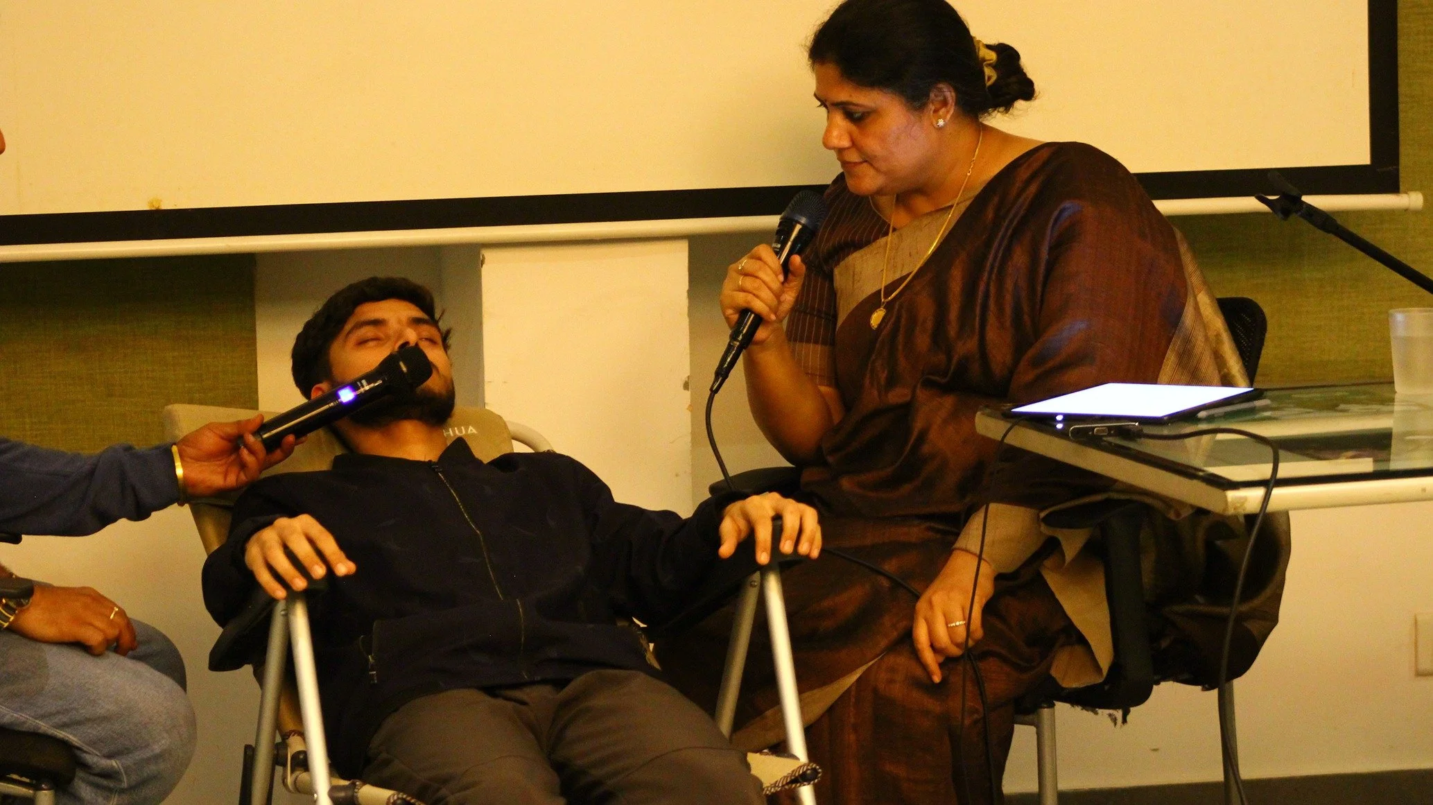 PLR therapy session during PLR training