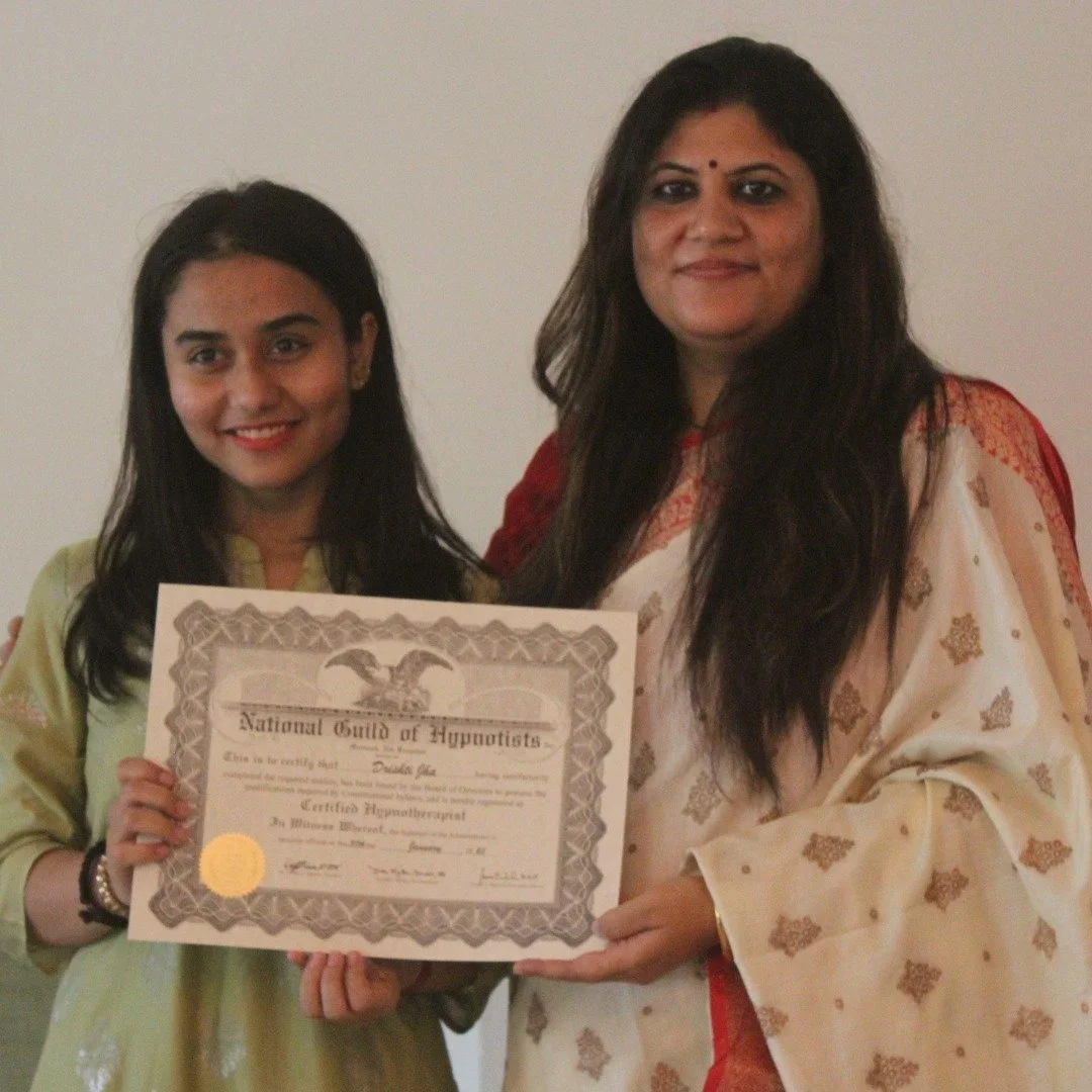 Student receive PLR certification from Dr Rashhi Sharma