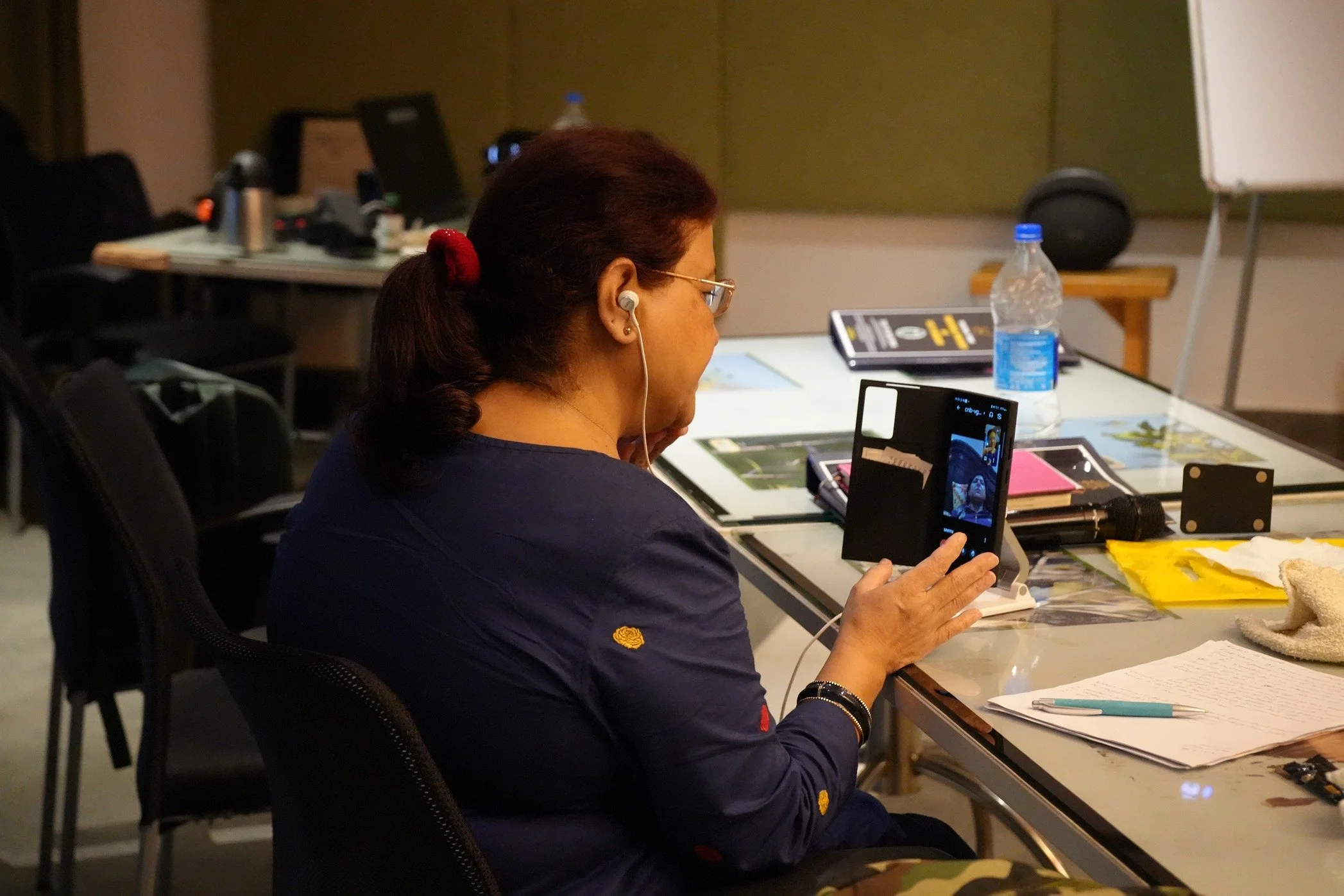 a student practicing live online during PLR training