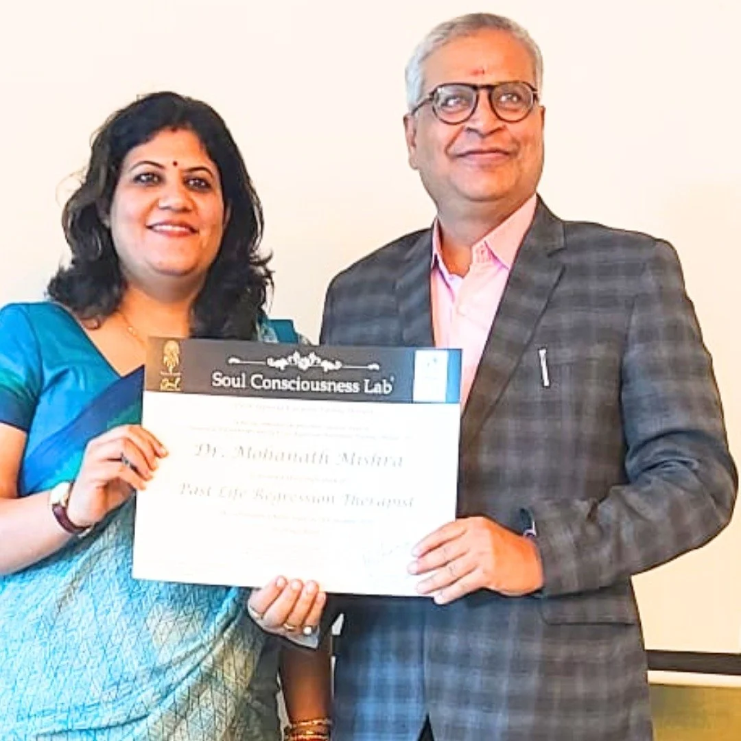 Student receive PLR certification from Dr Rashhi Sharma