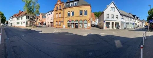 Straßenkreuzung mit Praxis Sanadios in Mainz zur Orientierung und Anfahrt
