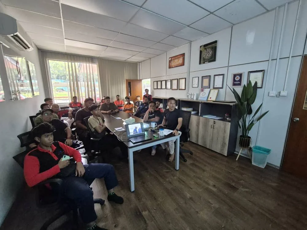 SAFETY TRAINING - MANUAL HANDLING