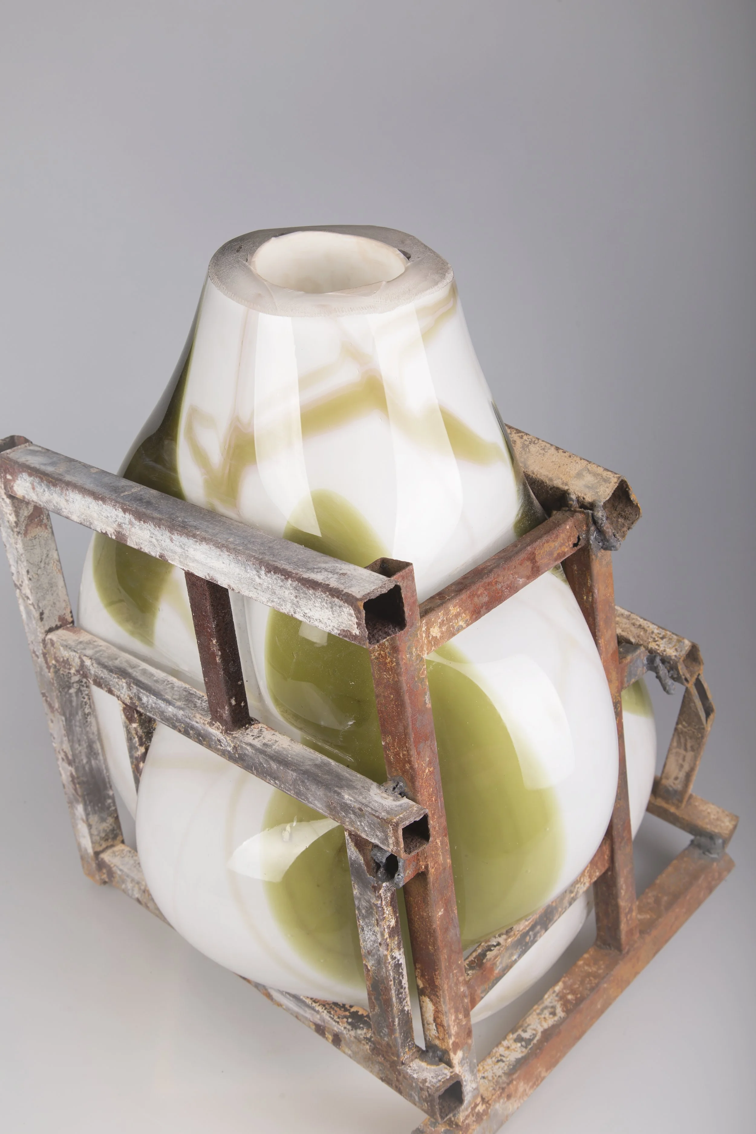 CANCELLO IMPOSSIBILE_04_(H24xL29xP27).jpg