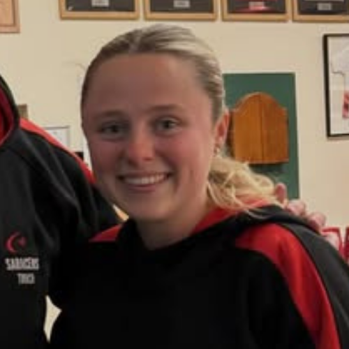 Hayley - Sports Billy with a ponytail. 