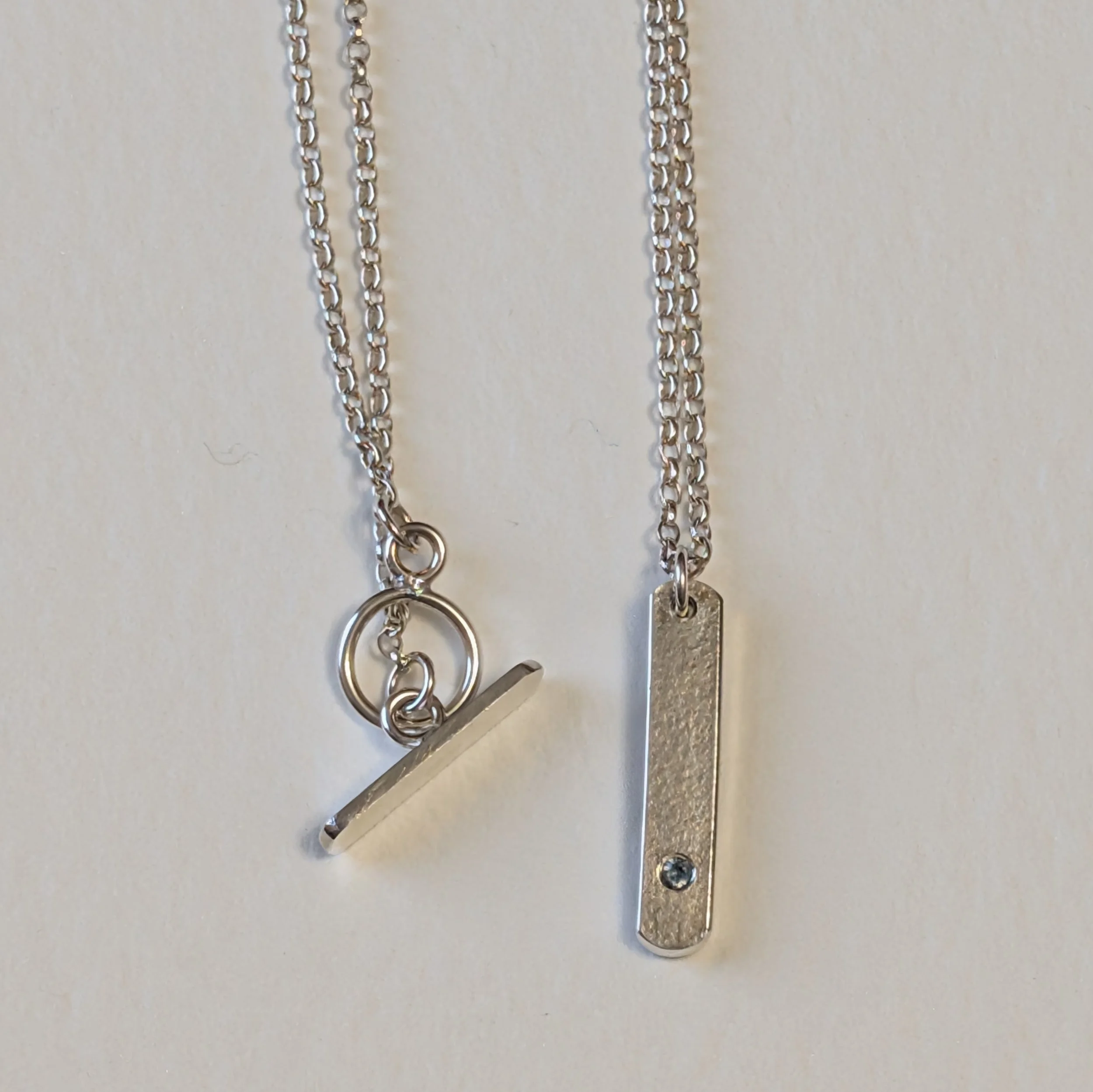 Rectangular pendant with aquamarine