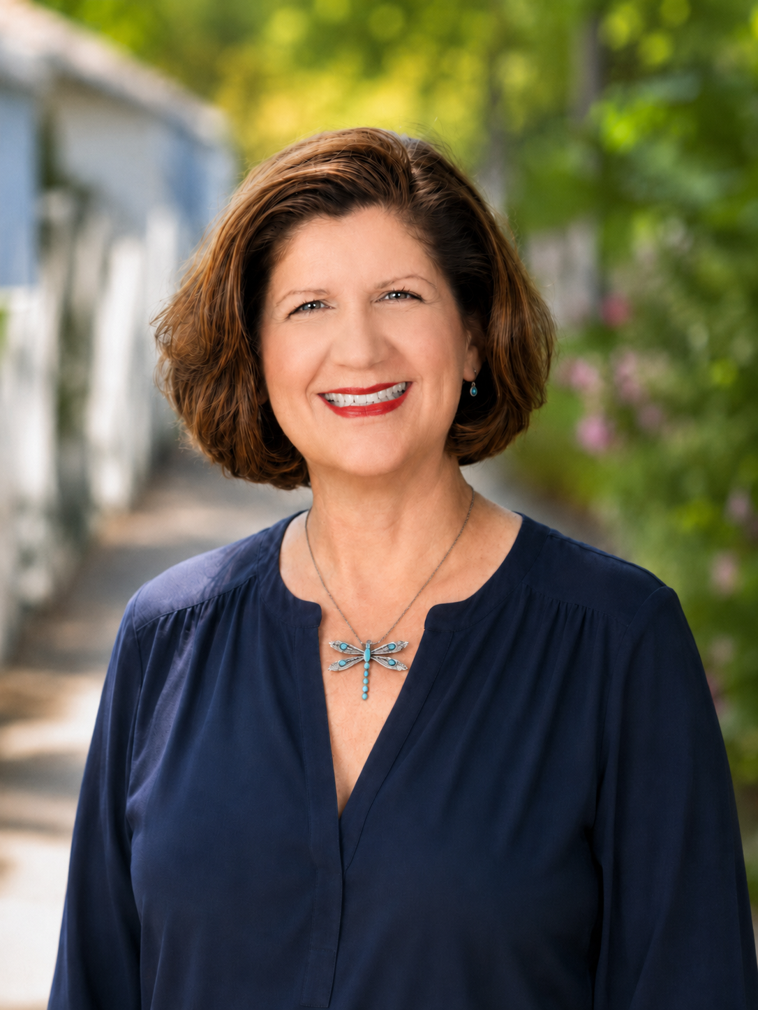 Maureen Jesuthasan headshot