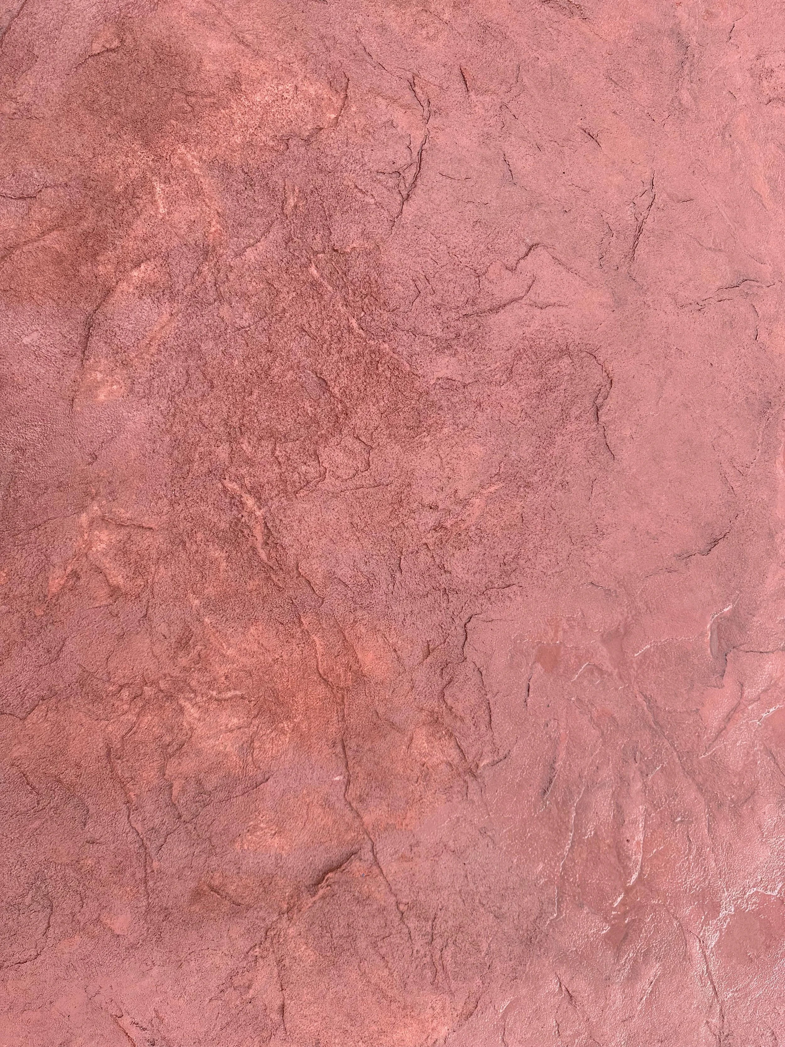Stamped Concrete Fire Pit Patio – Seamless Slate Texture with Custom Color