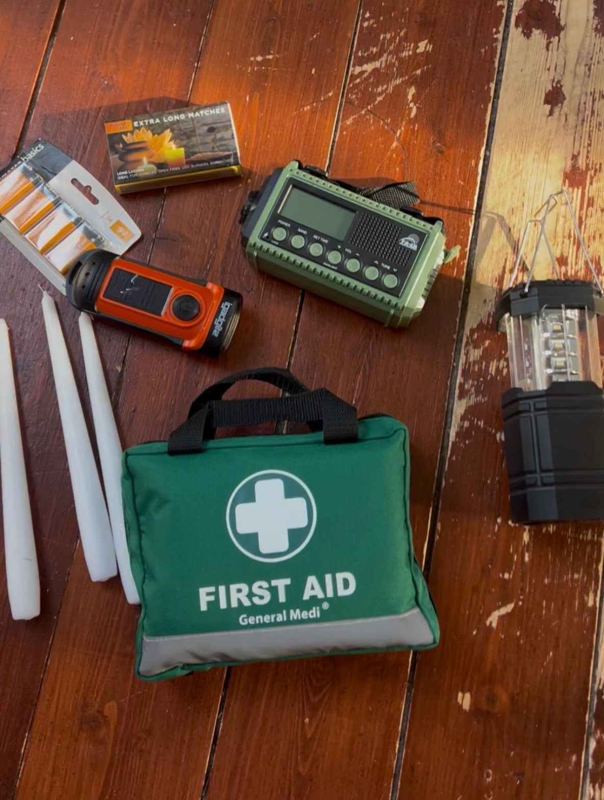 Power edition&hellip; it only takes a few mins to get storm ready but it could  make a big difference it&rsquo;s the charge of the battery light brigade, battery packs, torch&rsquo;s, phones, radios, just don&rsquo;t overload those sockets kids! #Alw