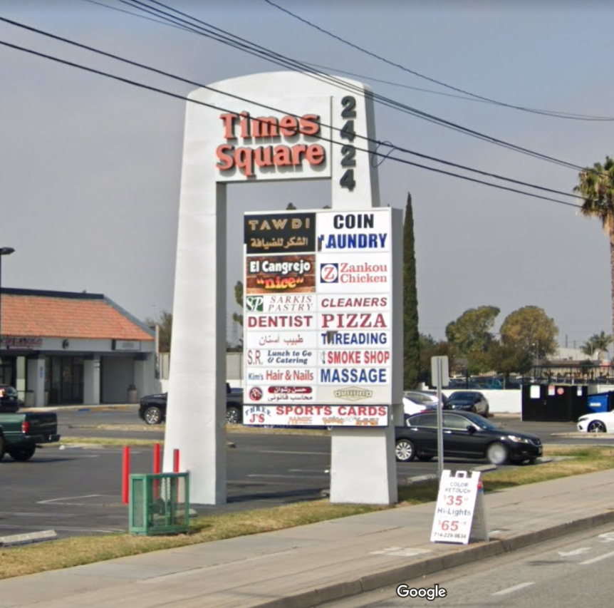 pylon-sign-retail-center-repair-refurbish-los-angeles-california-04.png