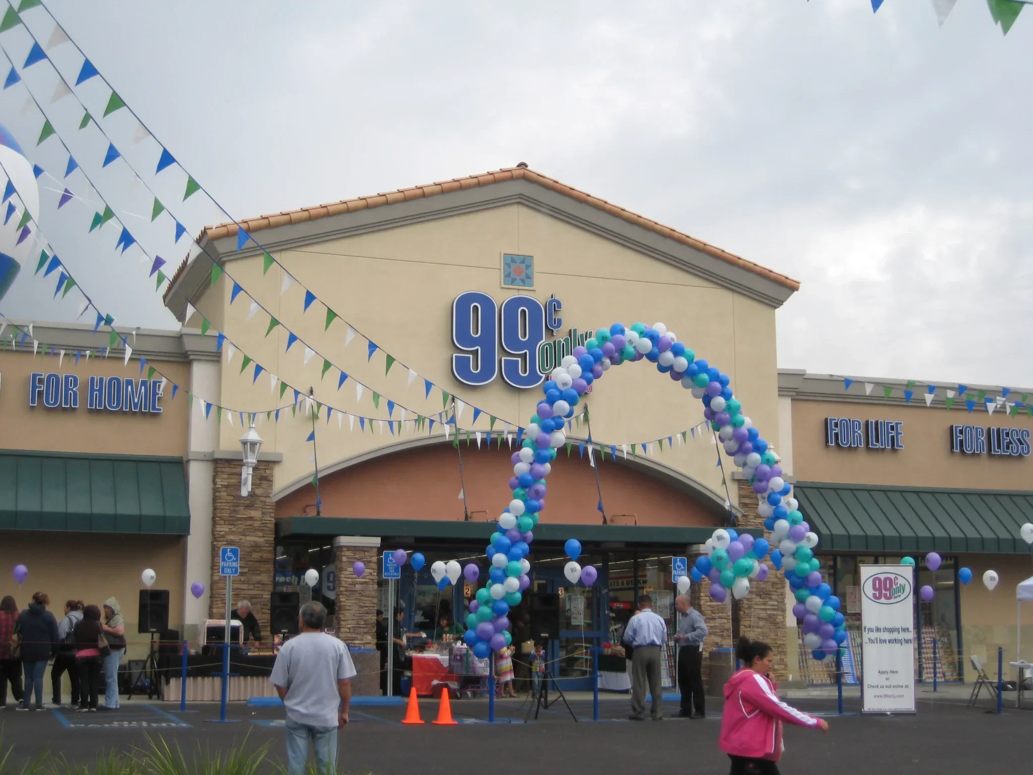 Channel letter signs at new retail store during grand opening in Los Angeles, Ca.
