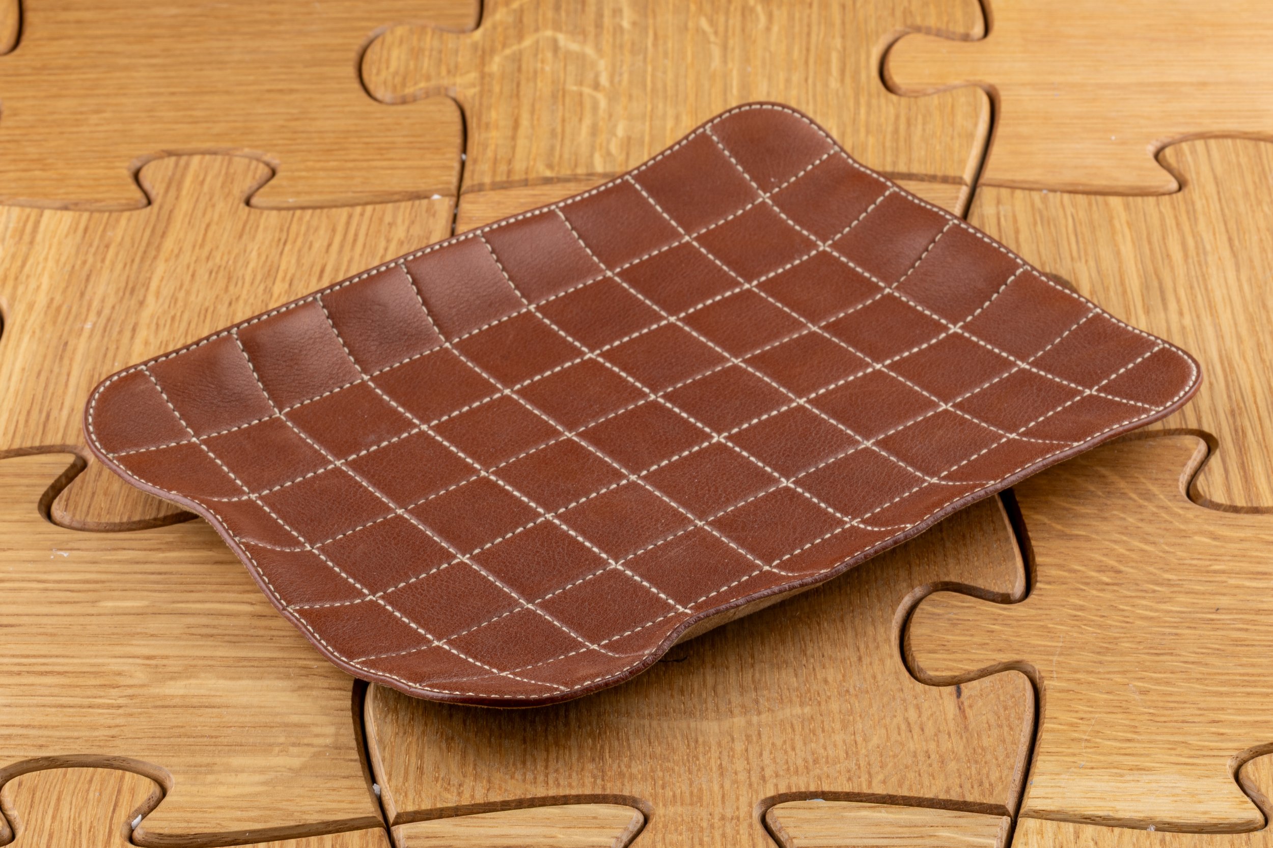 Leather Valet by Pong Gaddi.jpg