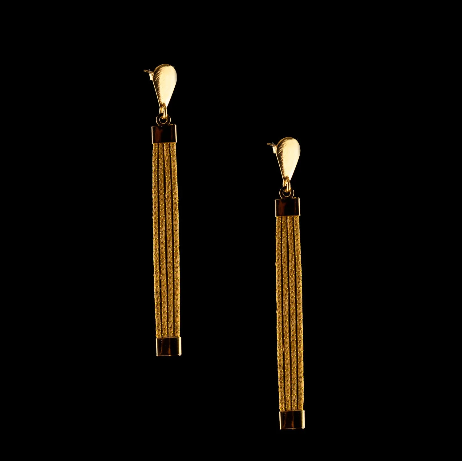 Bar Earrings by Raizes