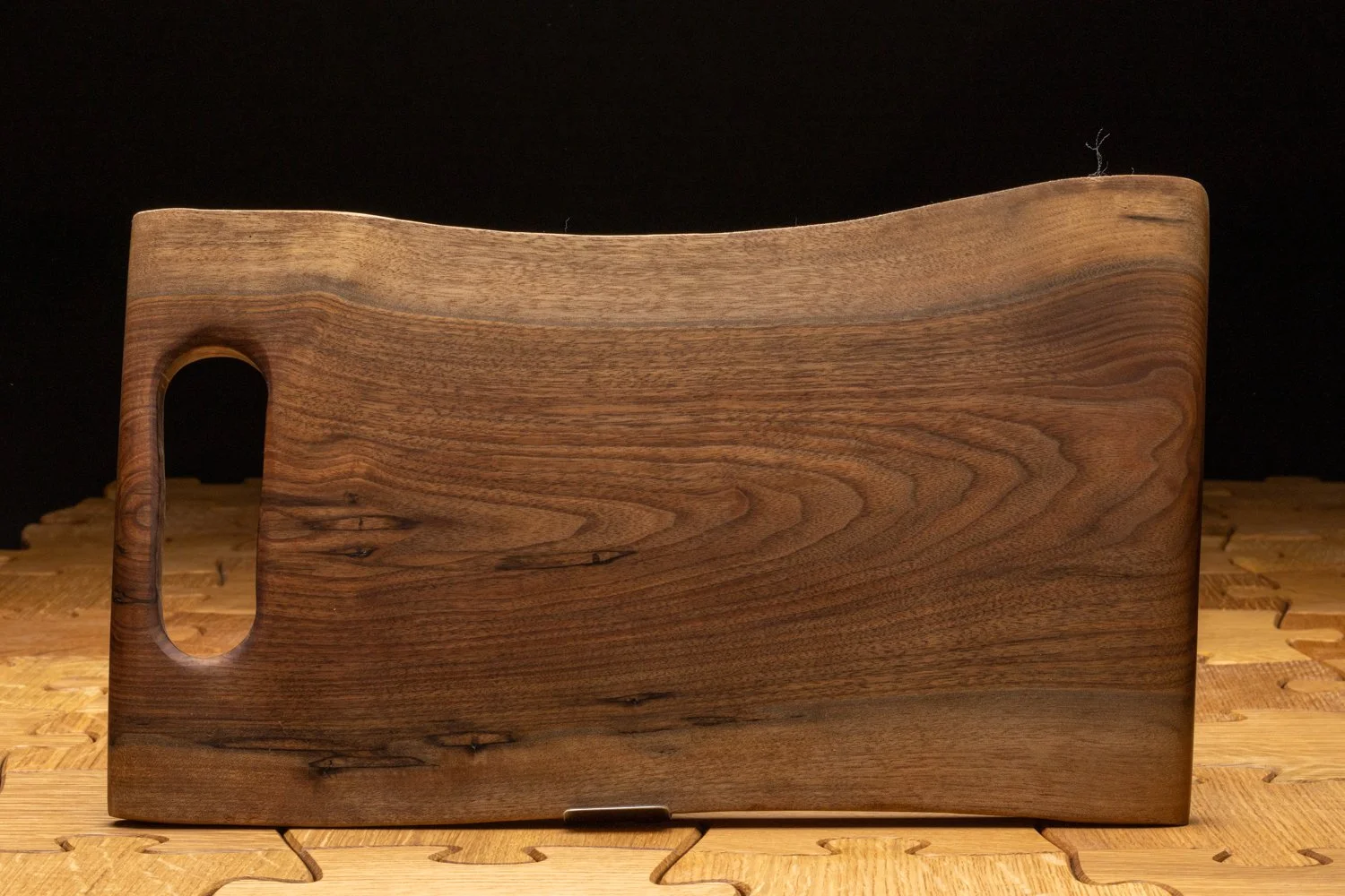Single Handle Black Walnut Cheeseboard by Redfire