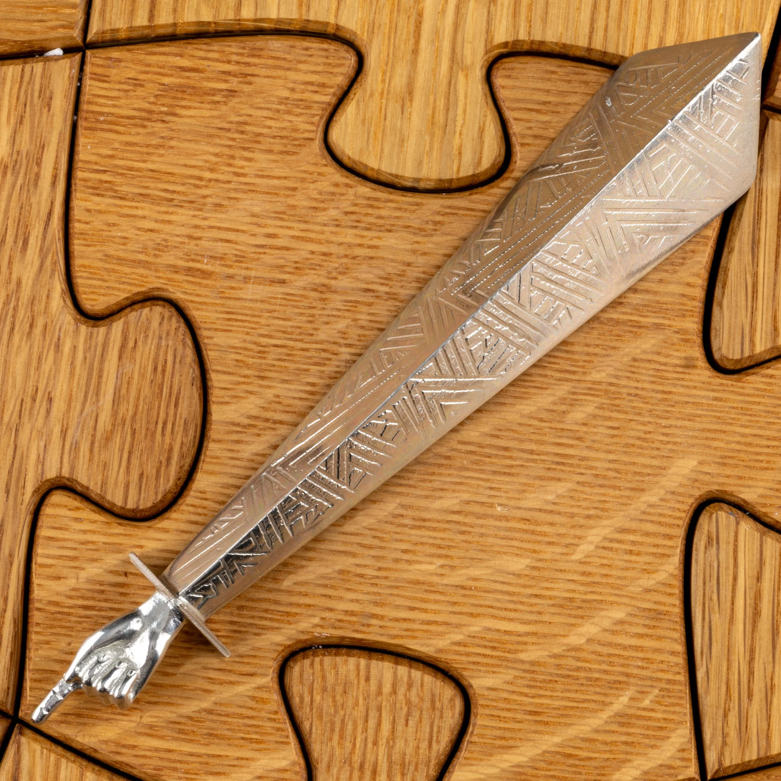 Etched Design Triangular Yad by Joy Stember-2.jpg