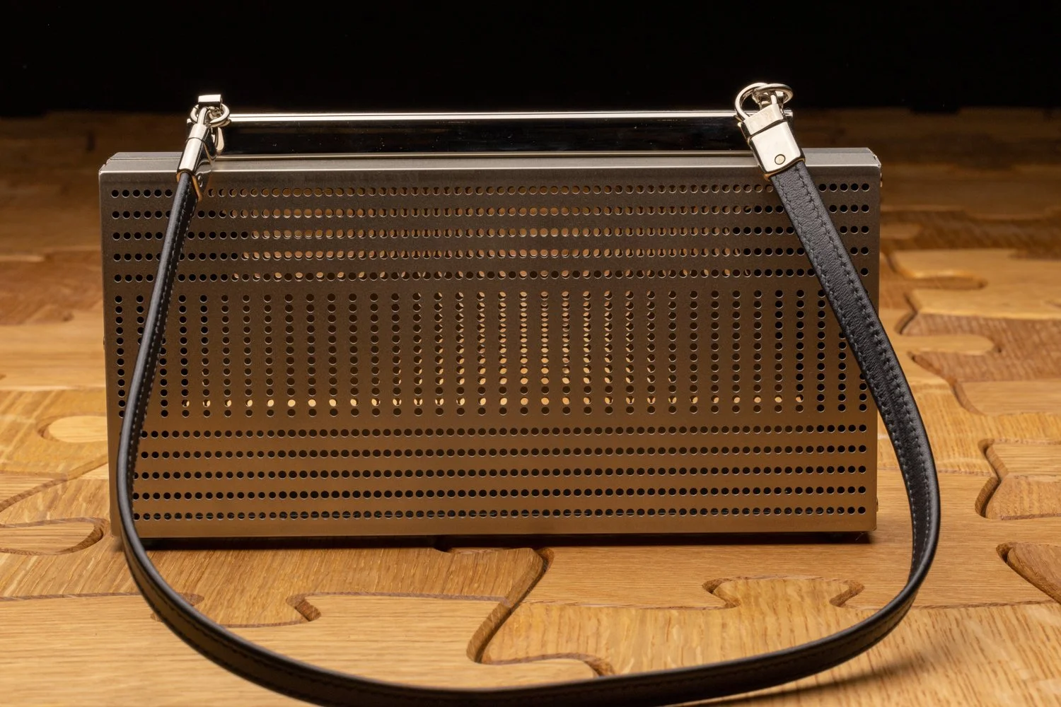 Stainless Steel La Linea Clutch by Wendy Stevens.jpg